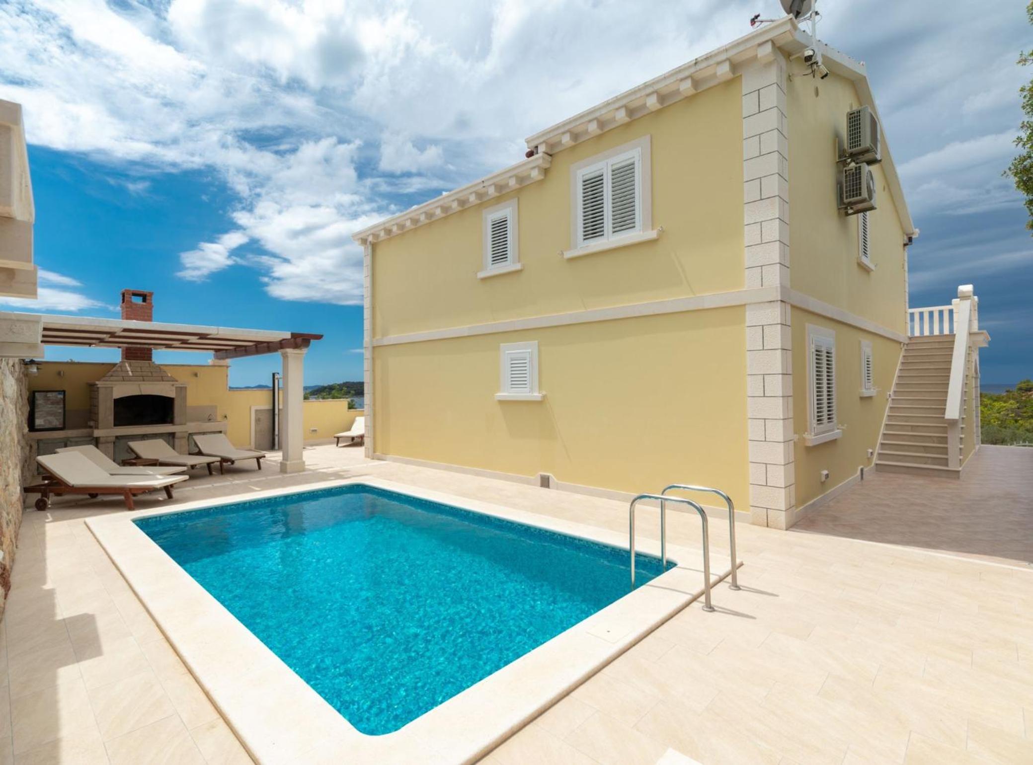 Modern Villa Near the Sea view 4