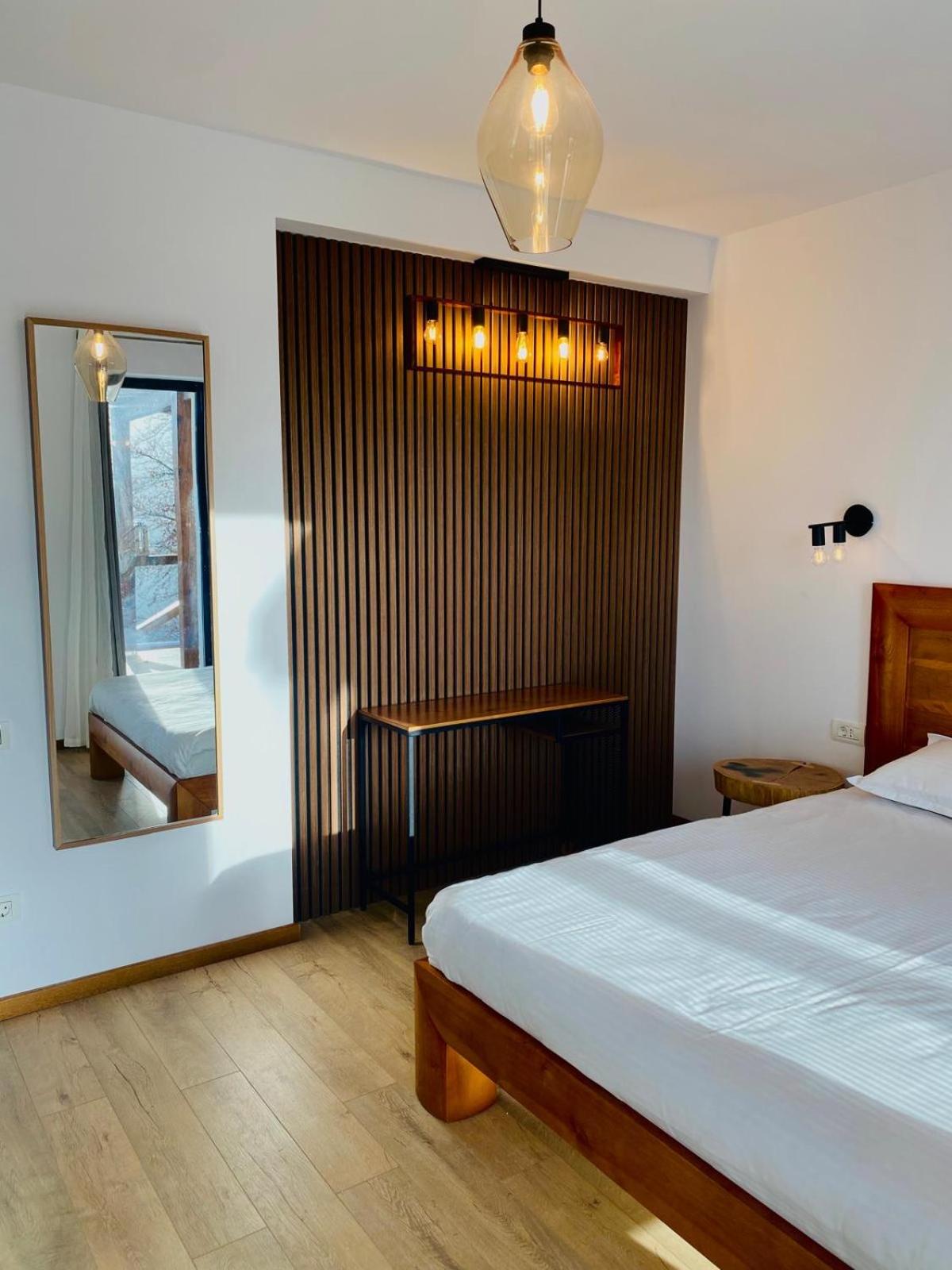 Stone Apartment with sauna Sinaia view 2