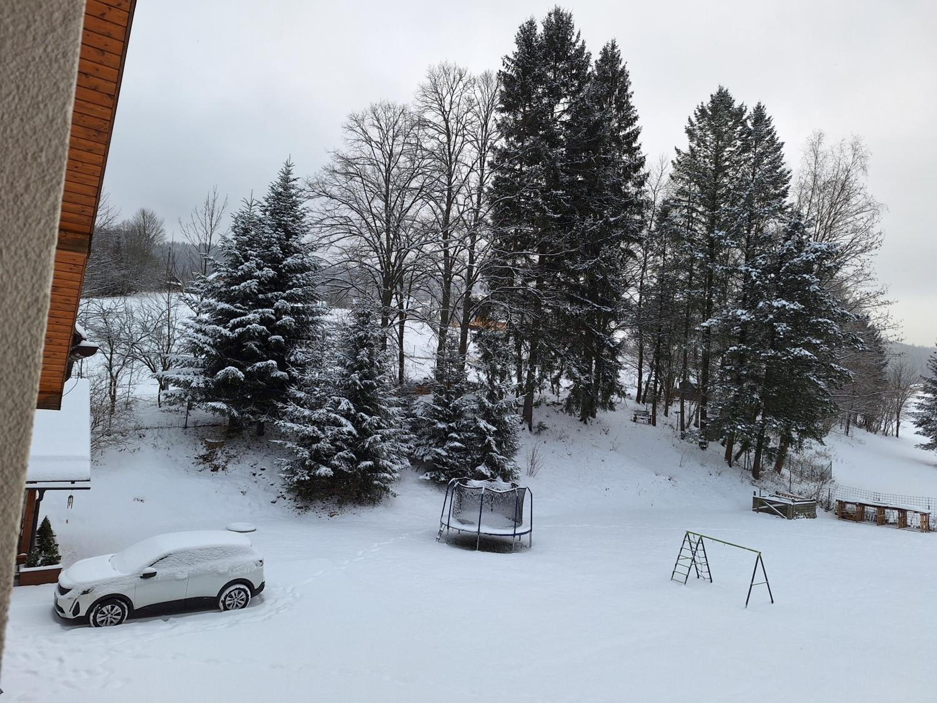Vila Pohoda Javorníky s rozľahlým pozemkom view 3