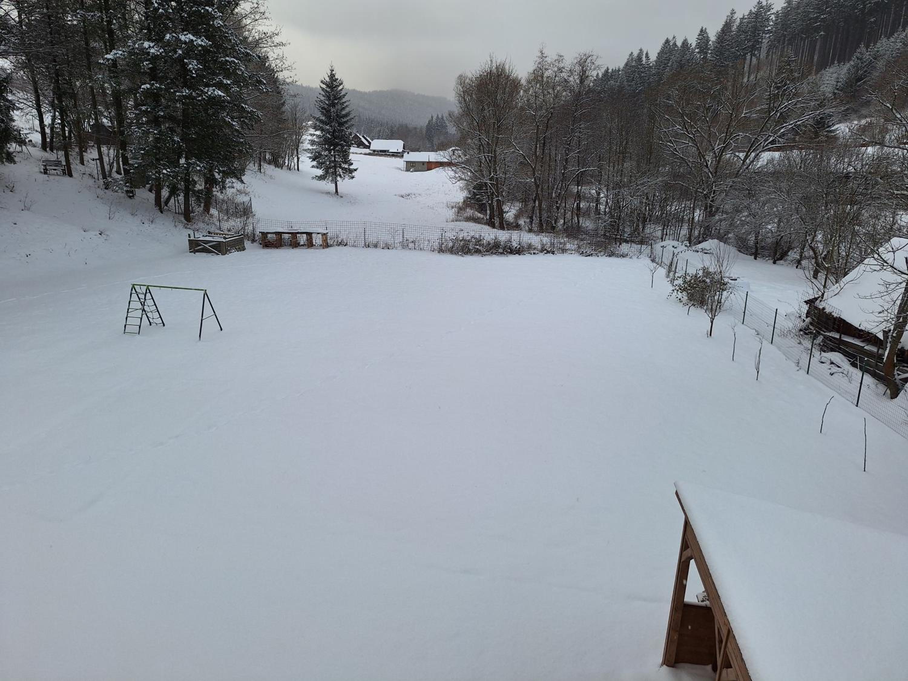 Vila Pohoda Javorníky s rozľahlým pozemkom view 4
