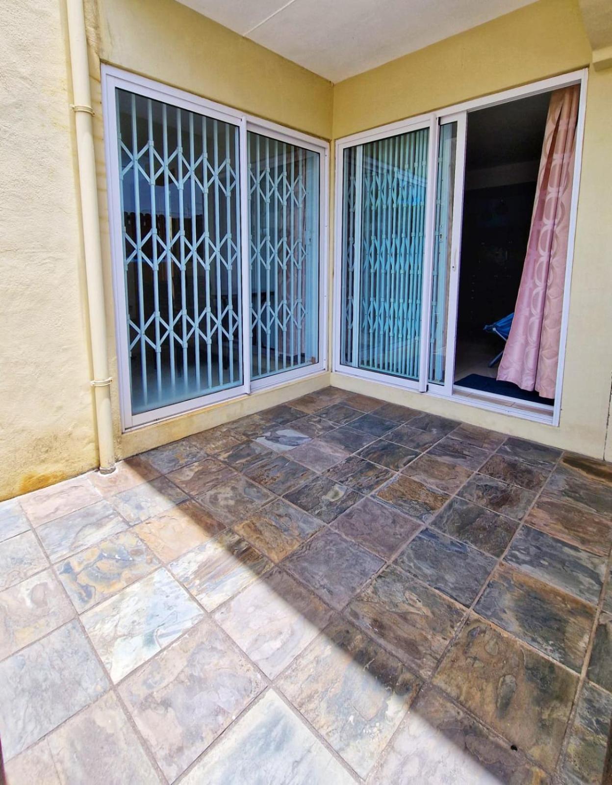 Modern air-conditioned 3 bedroom apartment on ground floor, fully equiped with swimming pool - Flic en Flac, West Coast - Tranquil Lagoons photo 4