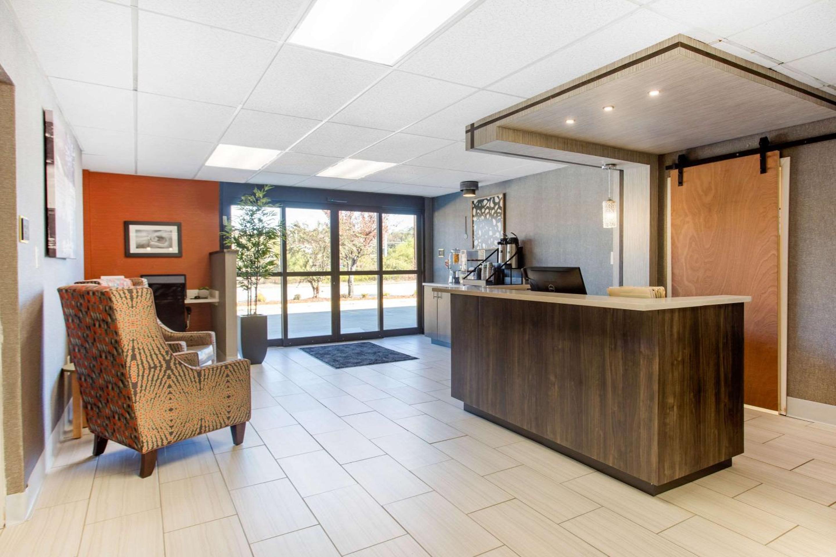 Gallus Stadium Park Inn, an Ascend Collection Hotel
