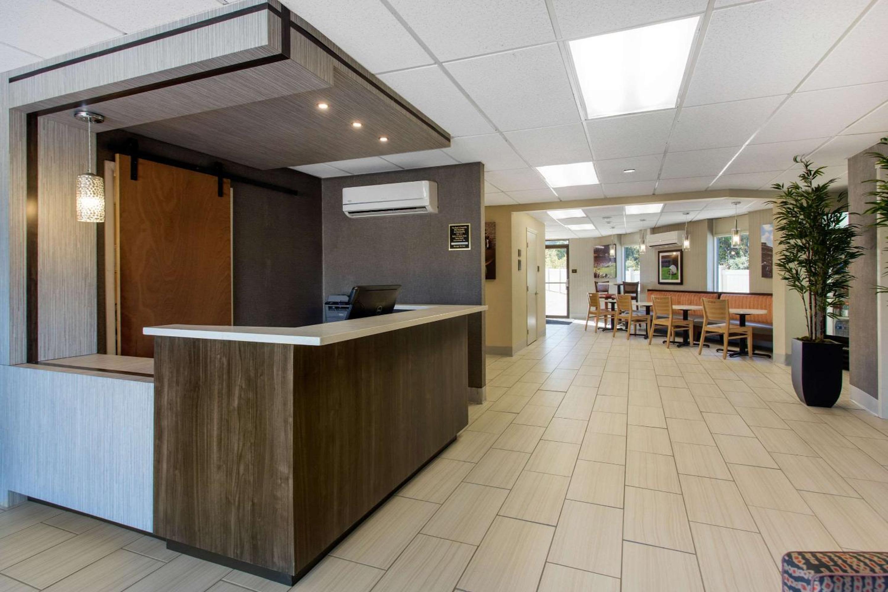 Gallus Stadium Park Inn, an Ascend Collection Hotel