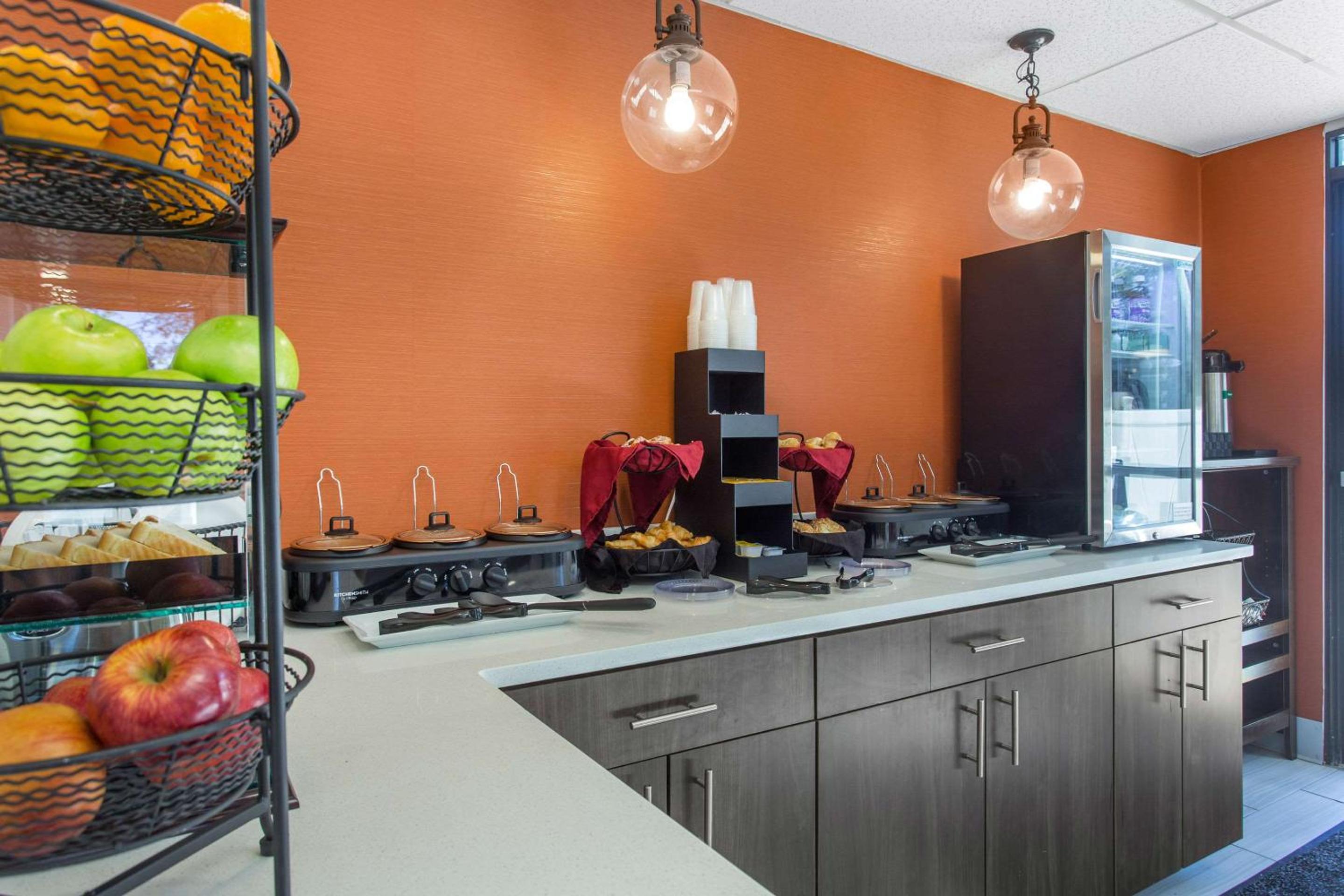 Gallus Stadium Park Inn, an Ascend Collection Hotel