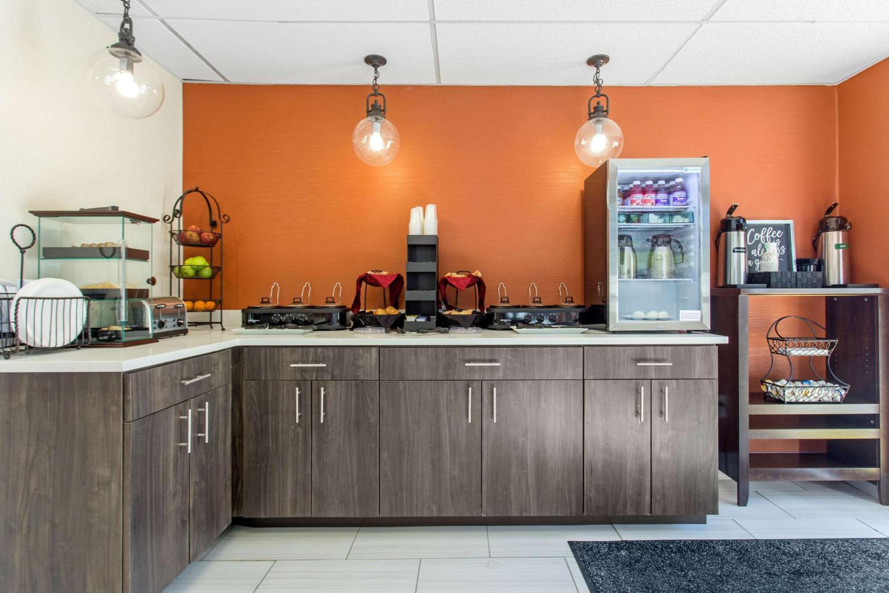 Gallus Stadium Park Inn, an Ascend Collection Hotel