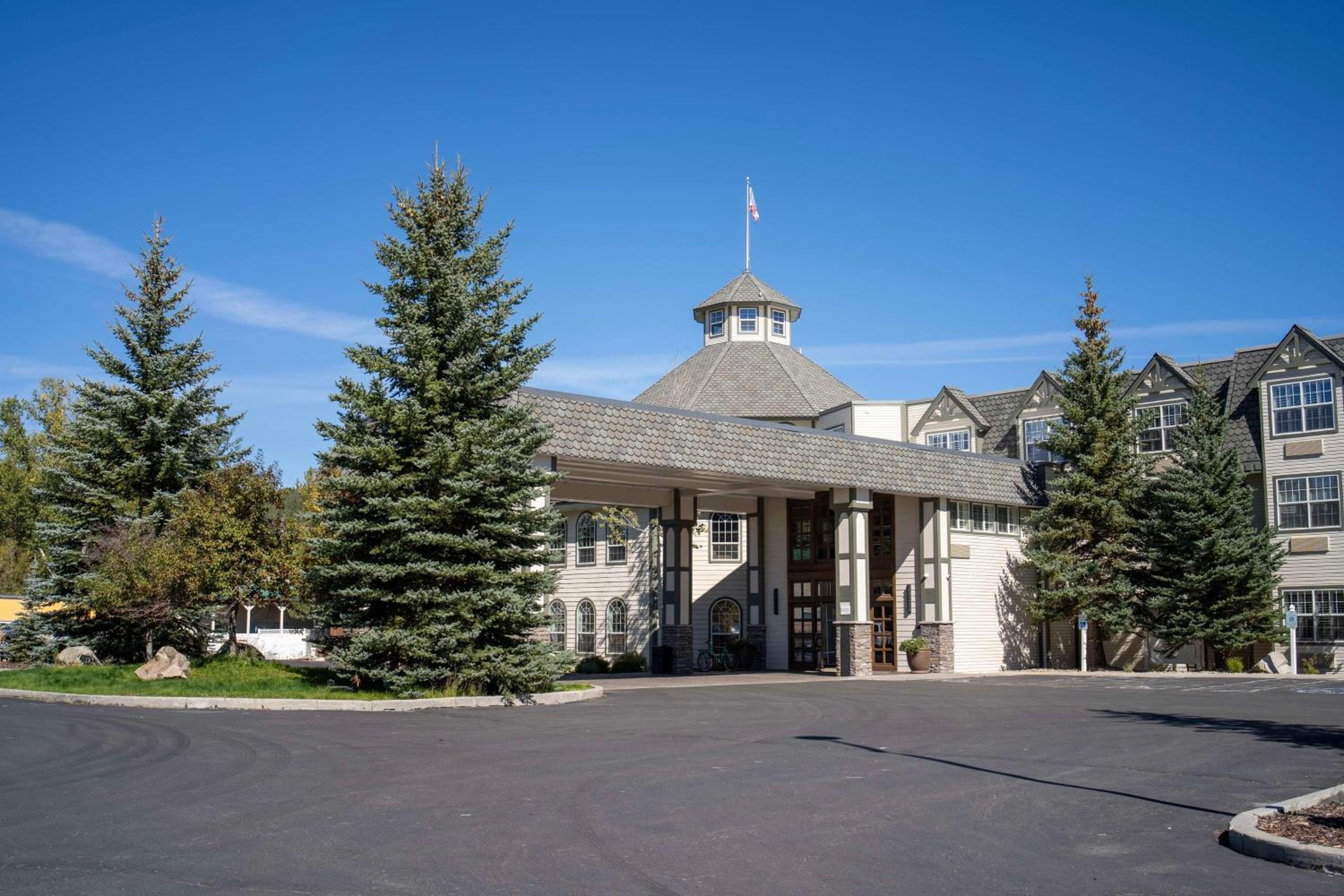 Hotel NoBo Cascade, Tapestry Collection by Hilton