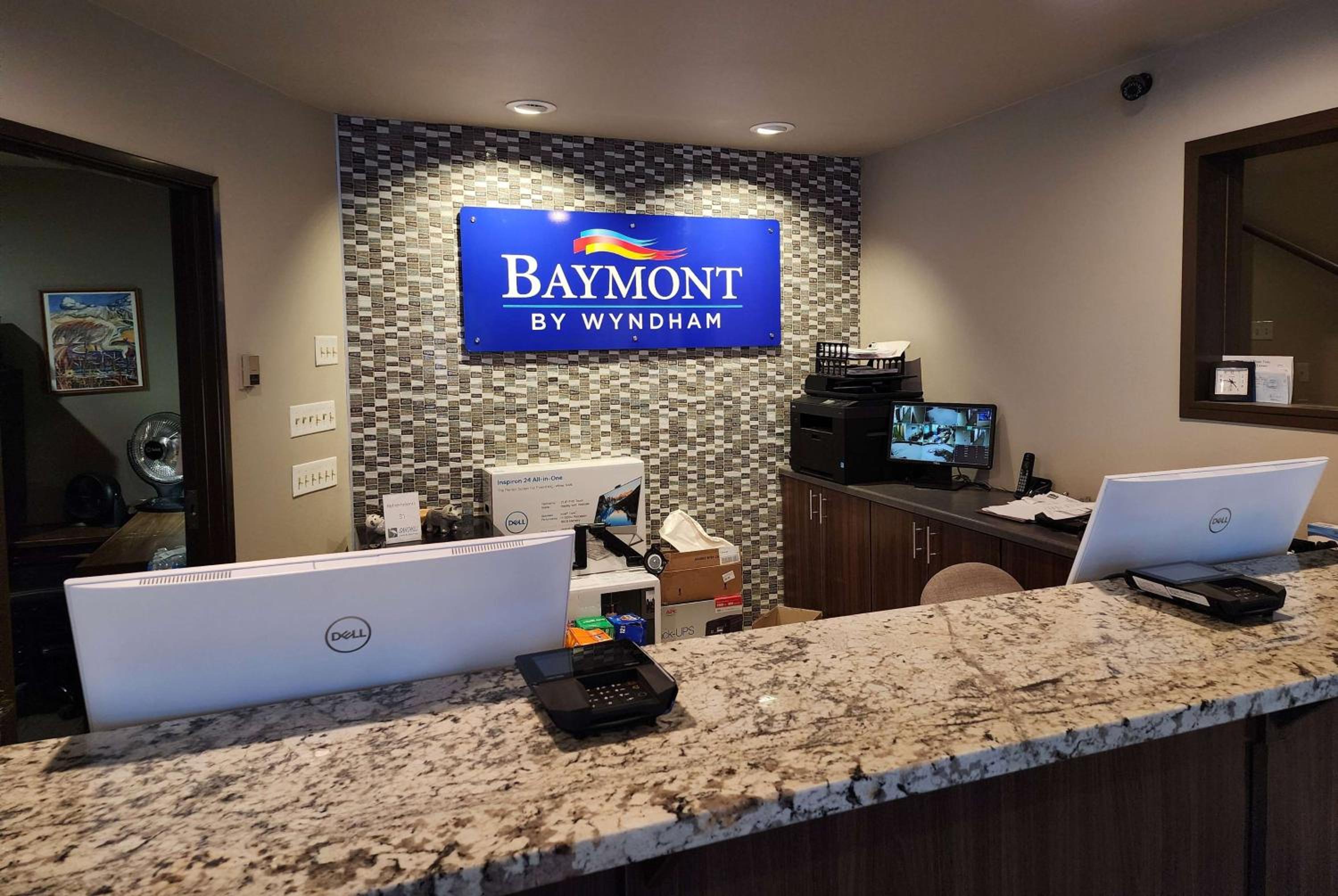 Baymont by Wyndham Monte Vista view 5