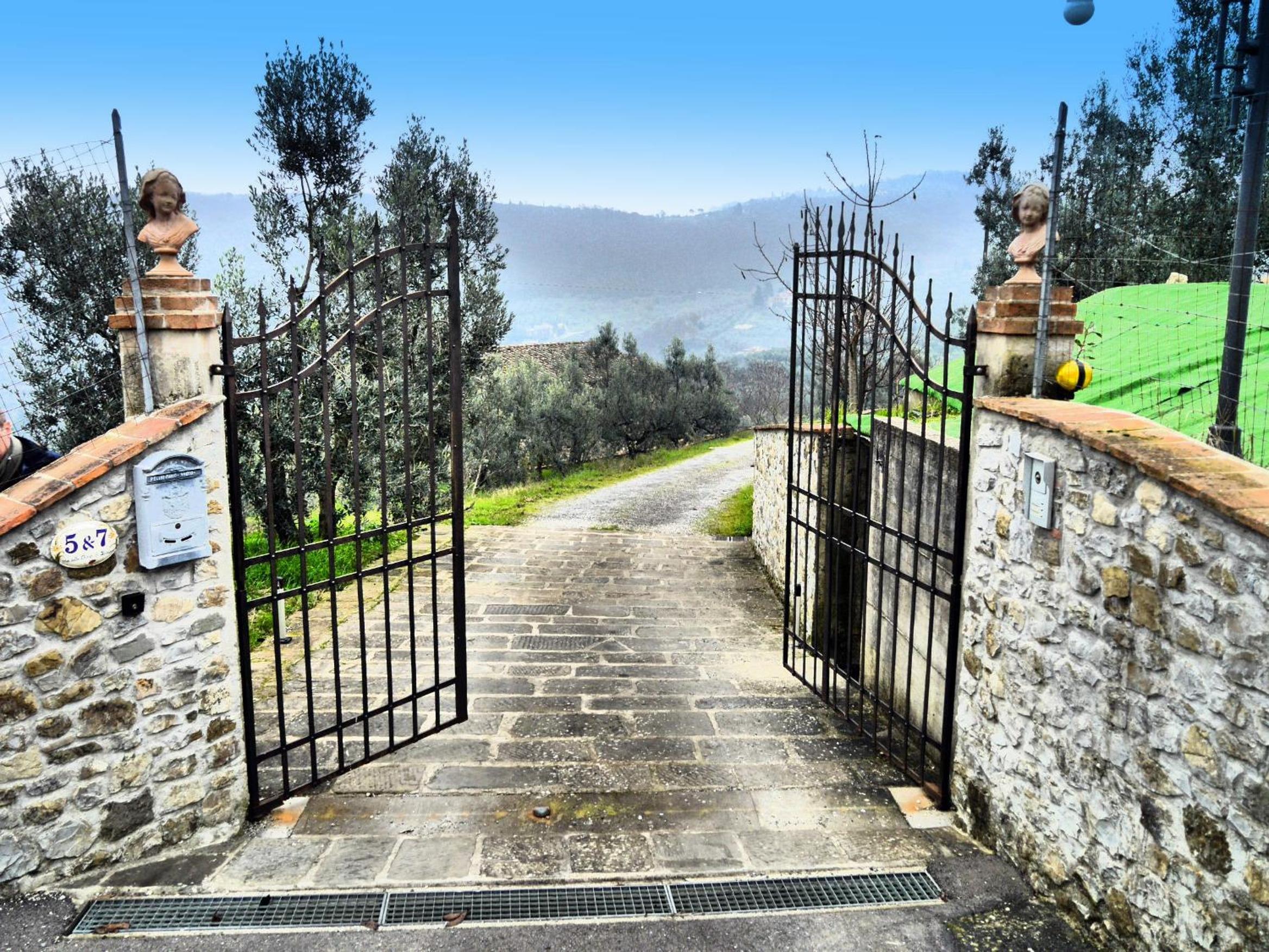 Casa Buriano view 3