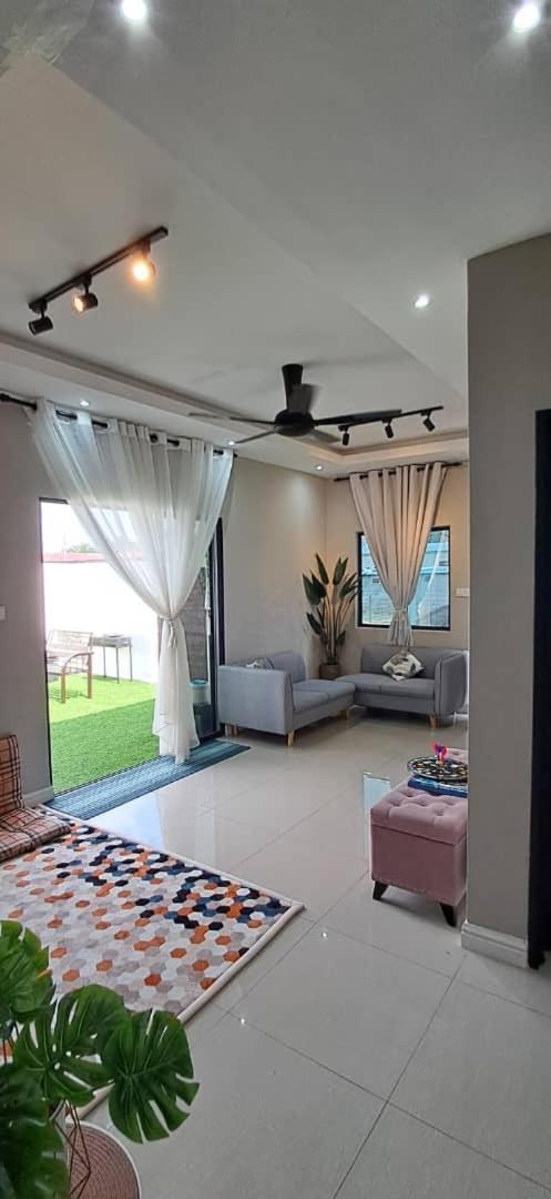 Tiny Tijani Homestay
