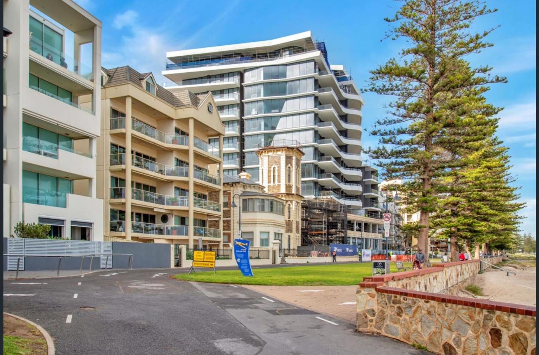 Seafield Tower Glenelg Apartment No 2