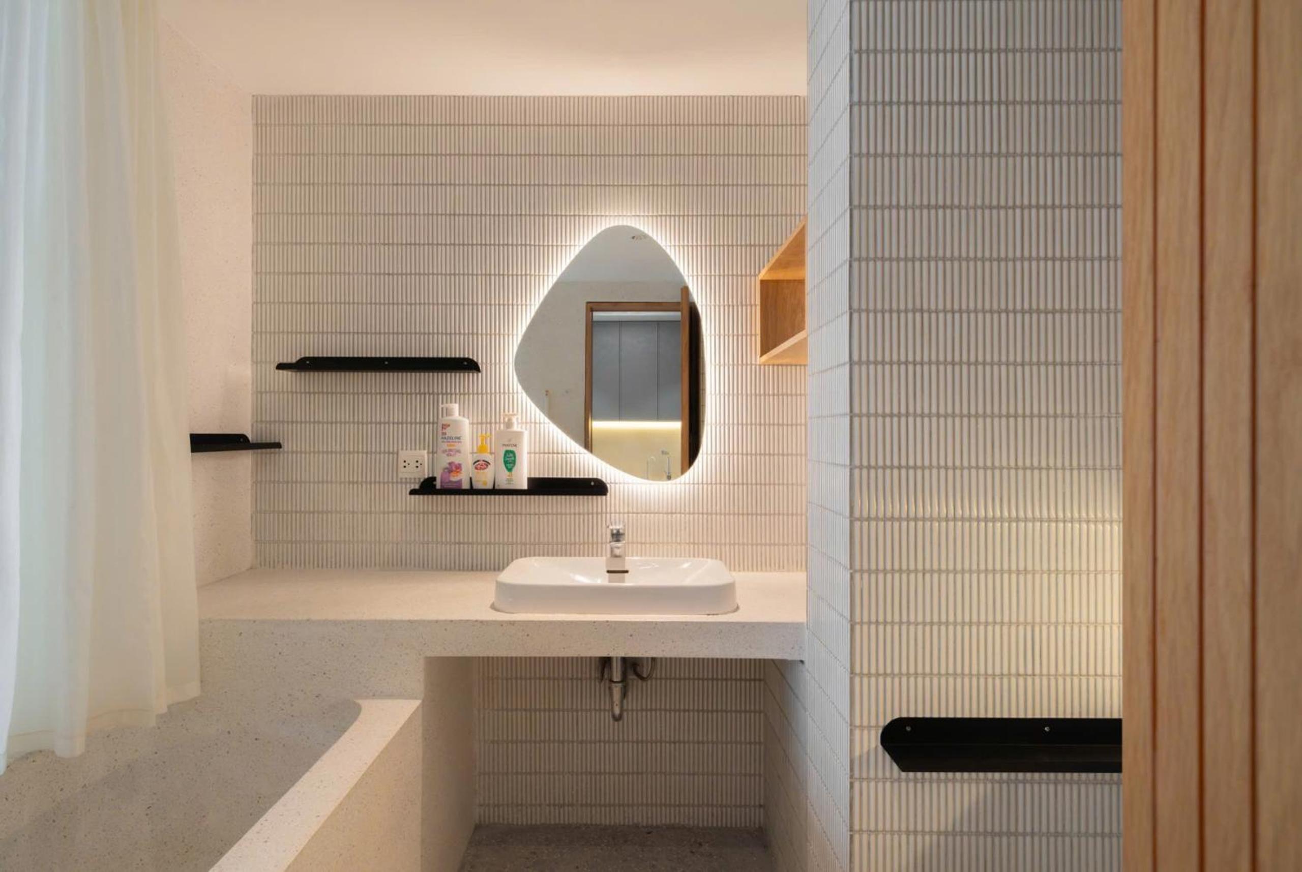 Sunny - D'capitale Tranquil Suites