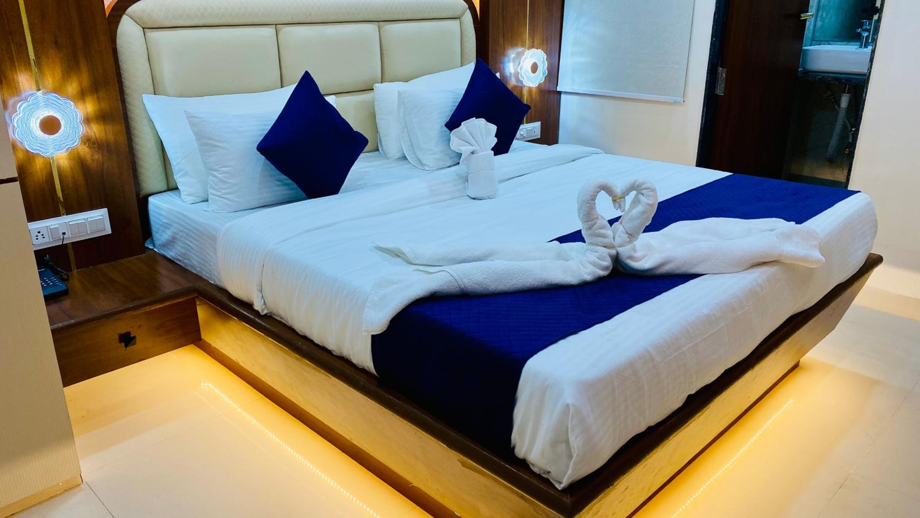 Hotel Pravasa Stay, Dewas Naka