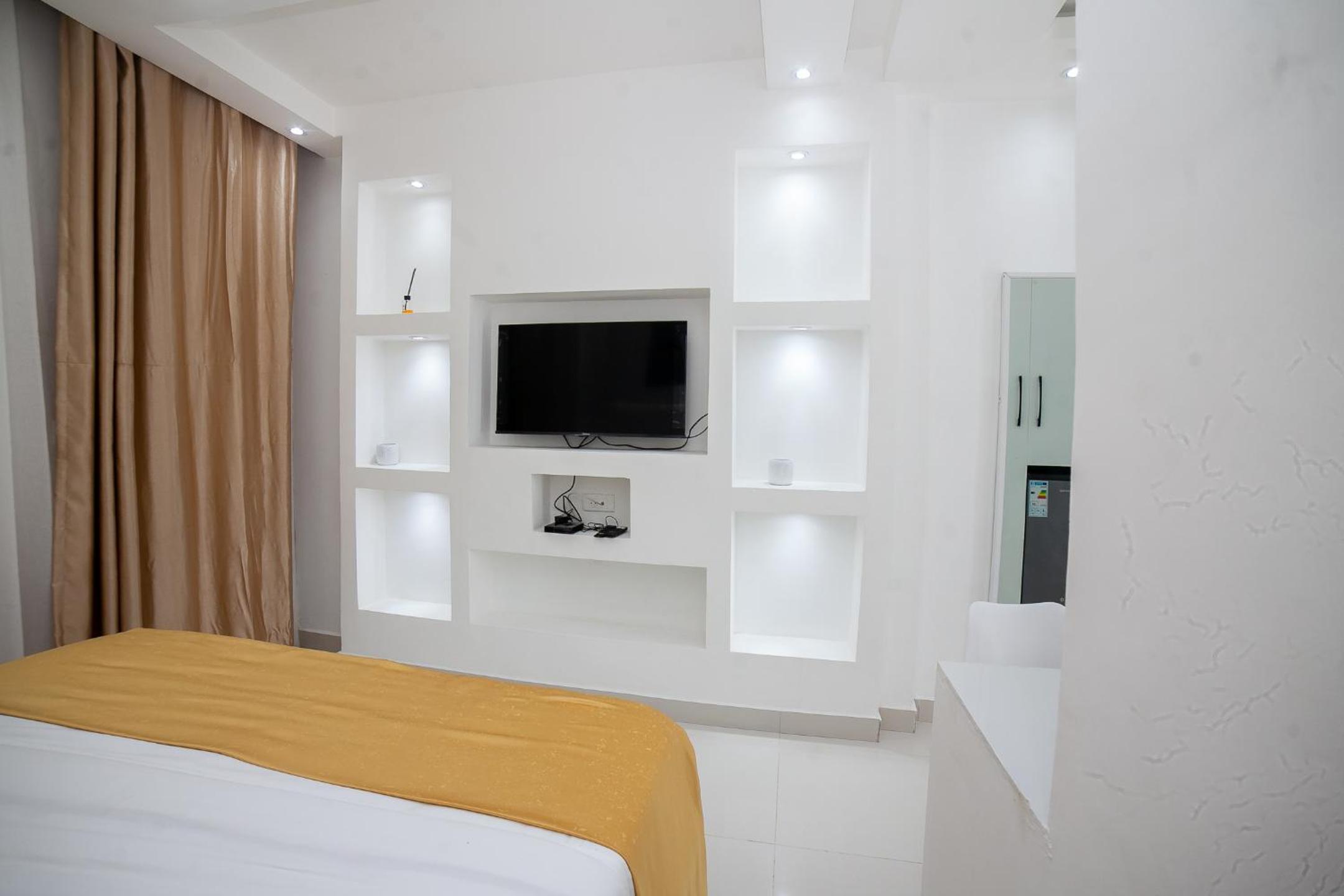 Kapreece Luxury Home