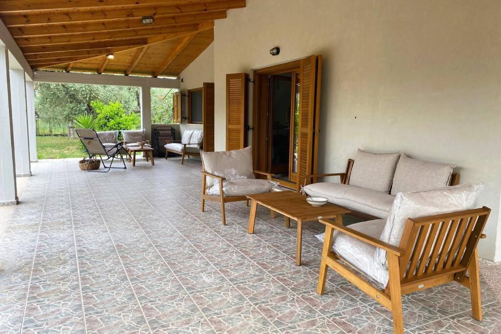 Iriti's Villa & Dahlia Studio