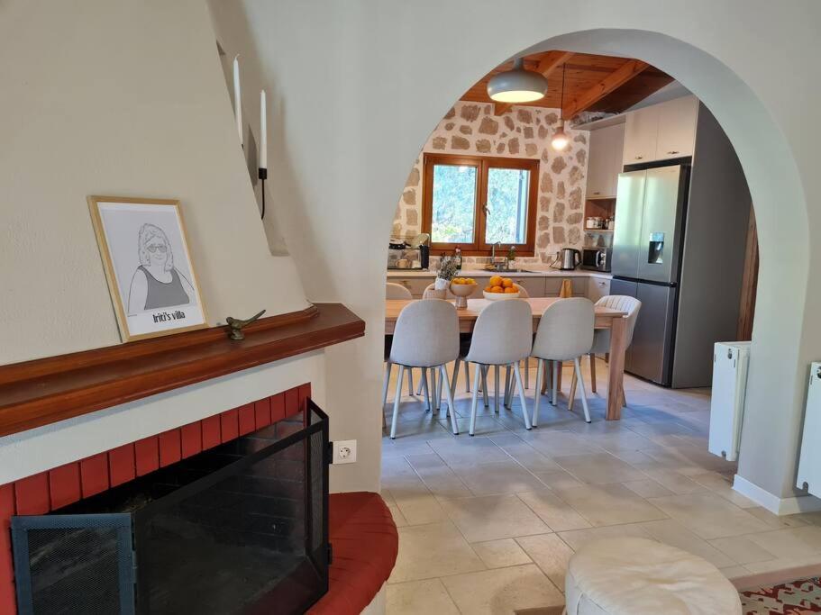 Iriti's Villa & Dahlia Studio
