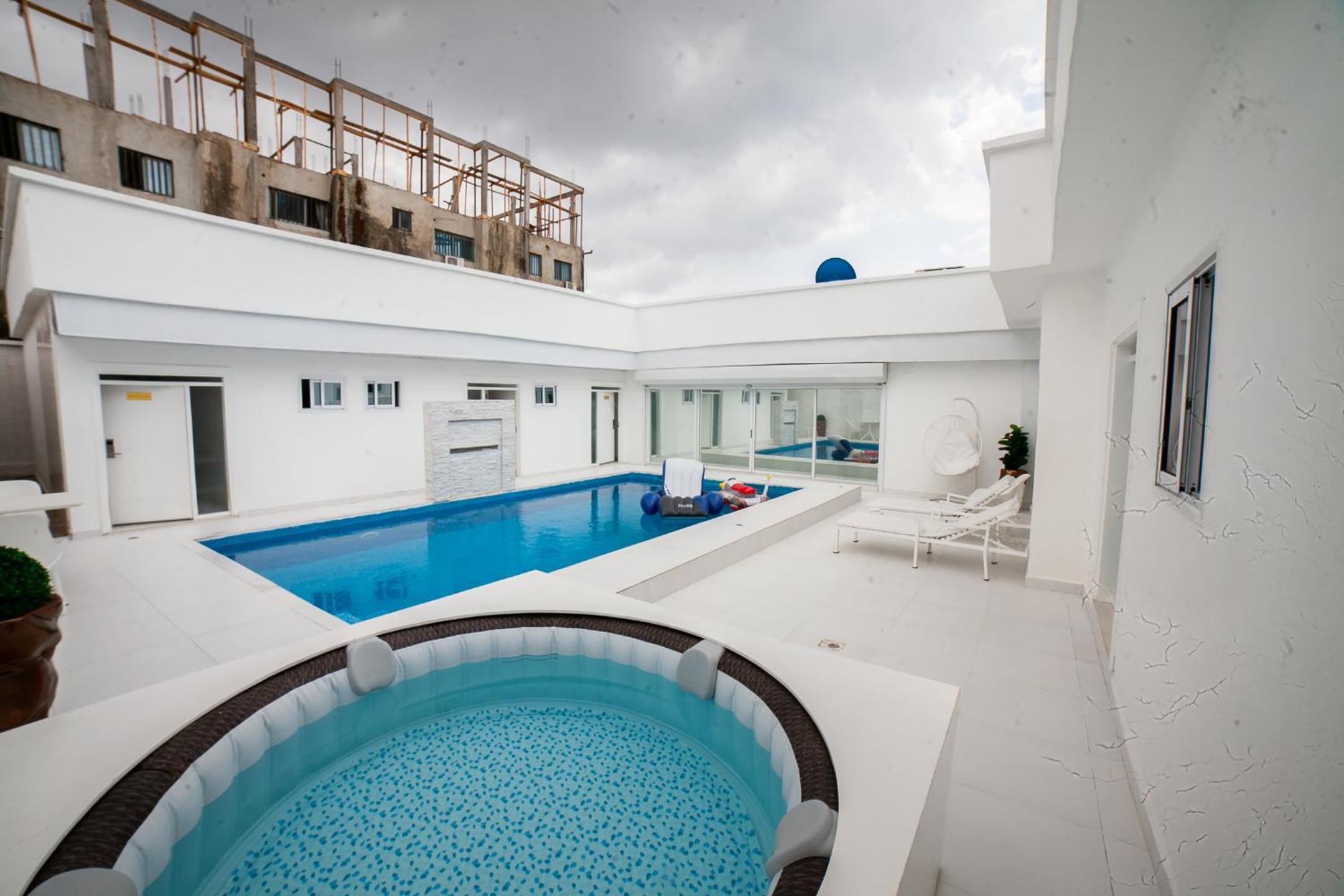 Kapreece Luxury Home