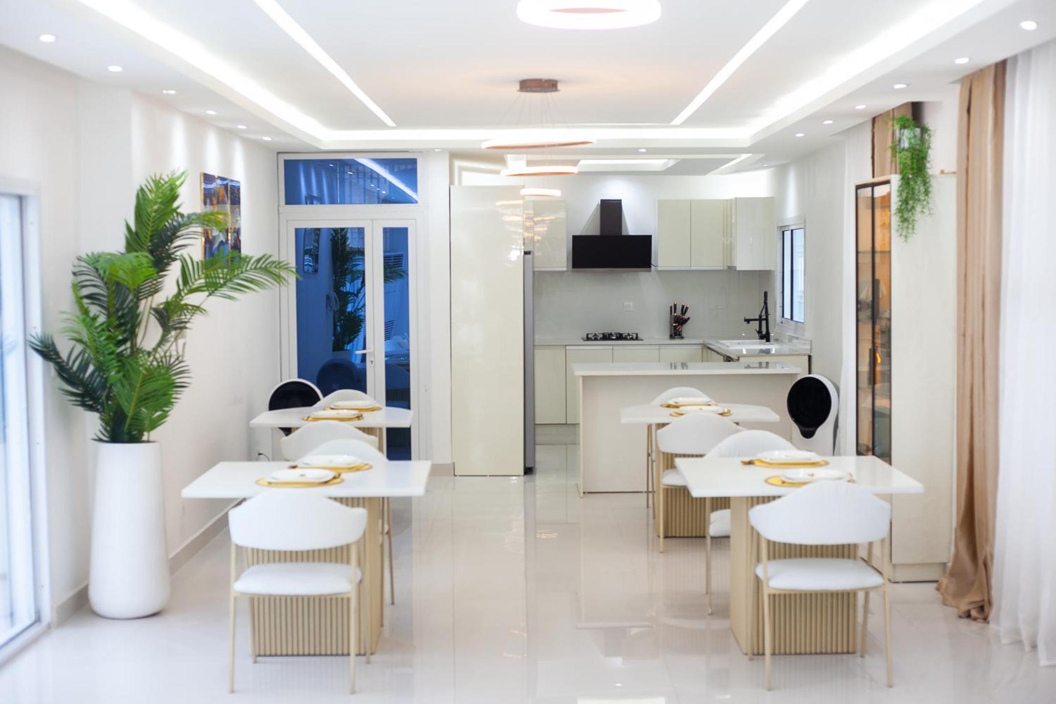 Kapreece Luxury Home