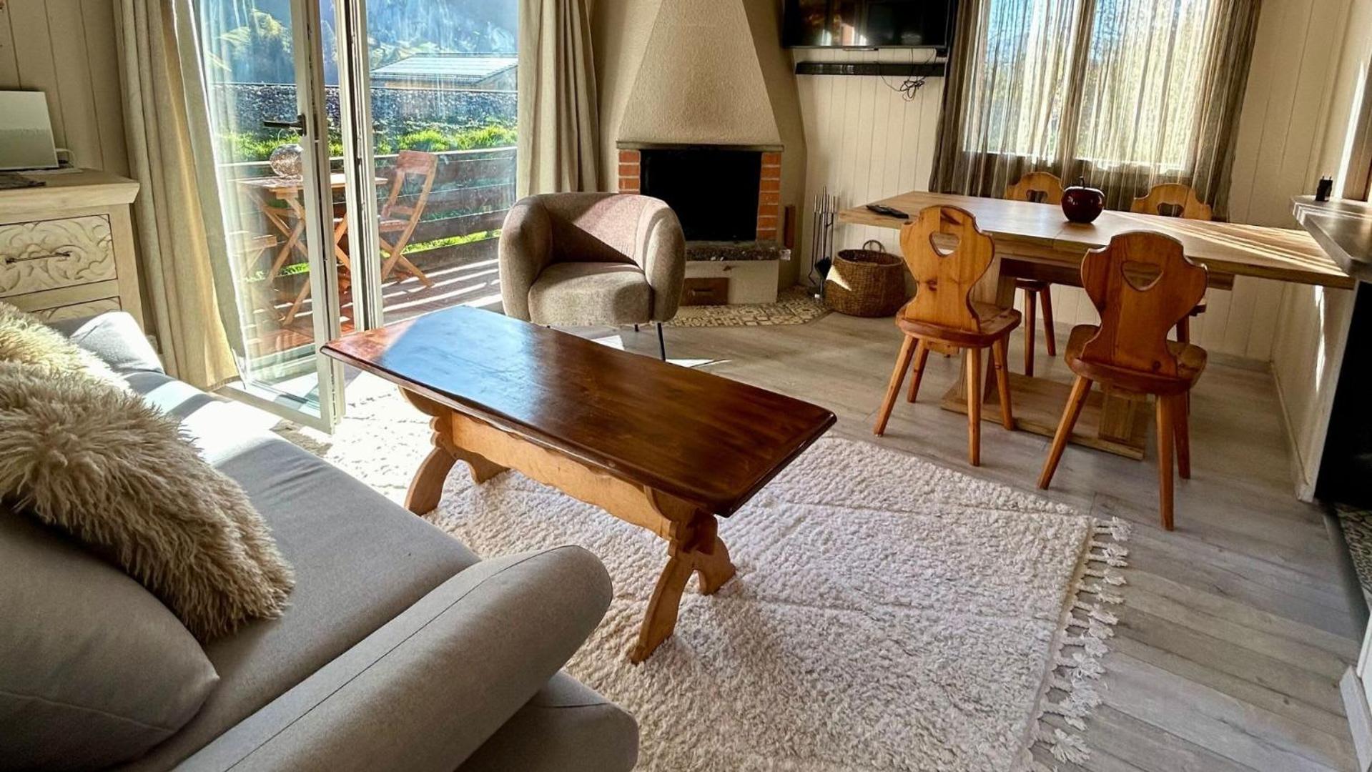 Le Petite Chalet