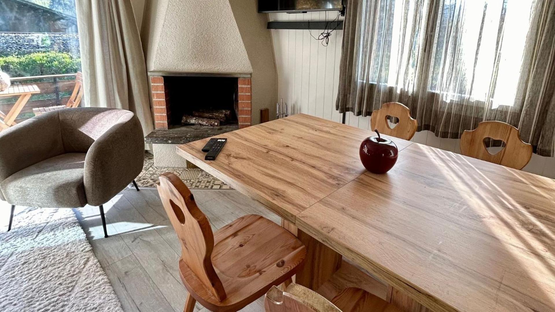 Le Petite Chalet