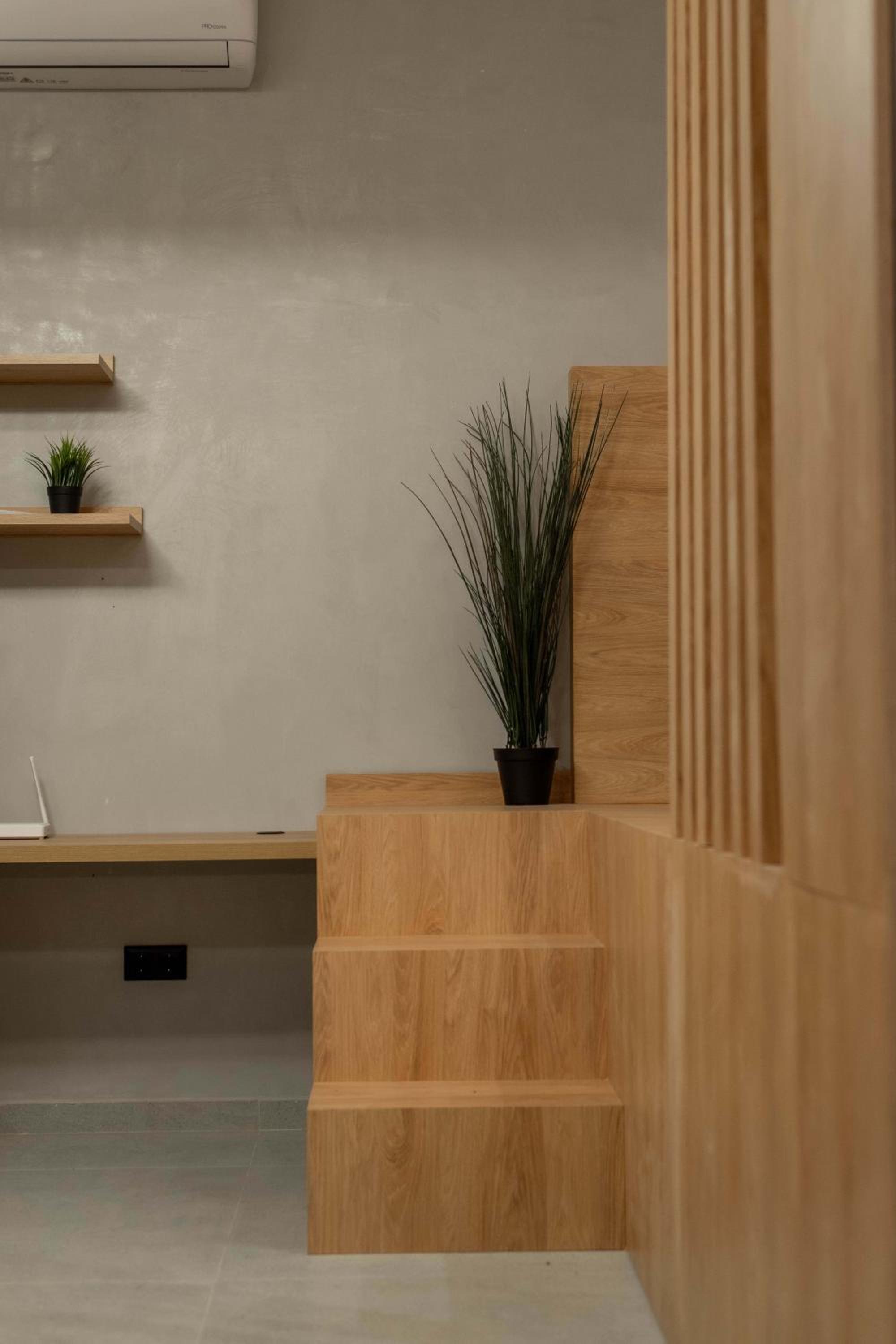 Central Deluxe Spacious Studio