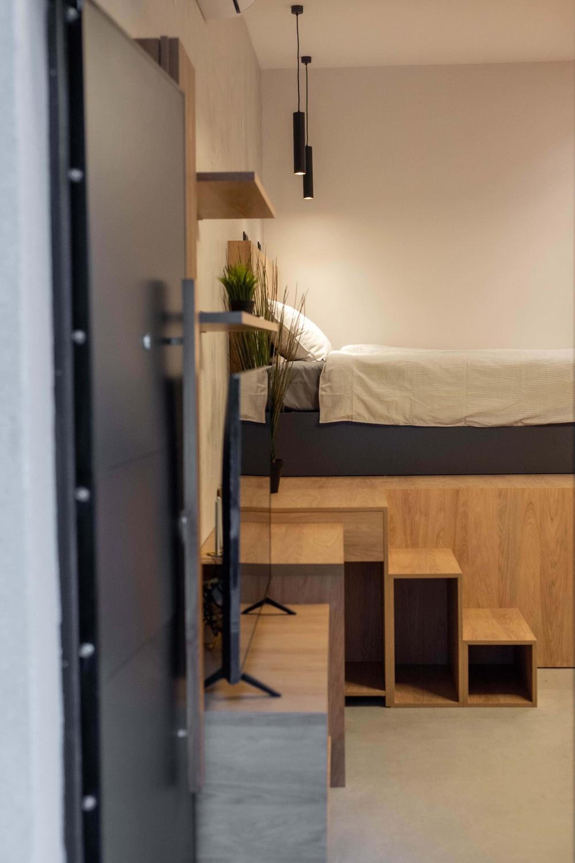 Central Deluxe Spacious Studio