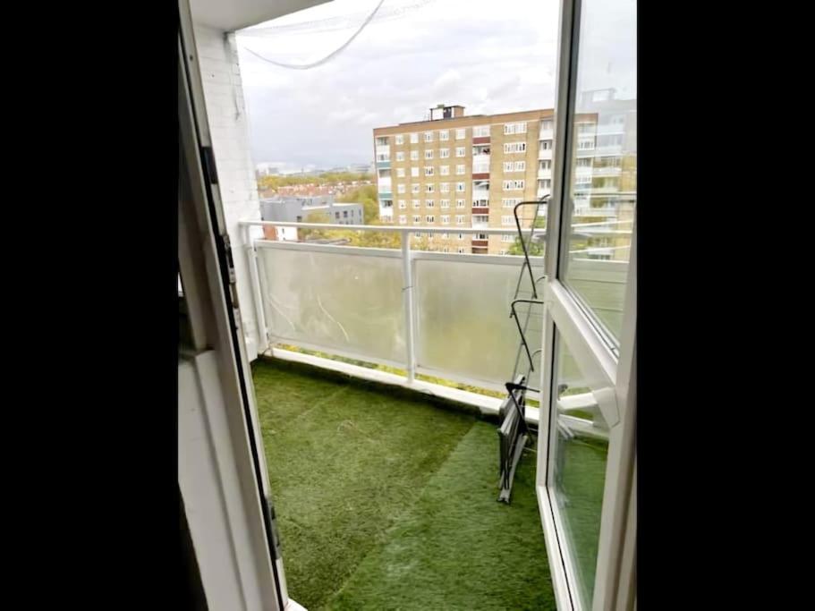 Exclusive 2Bedroom Flat in Battersea Sleeps 5