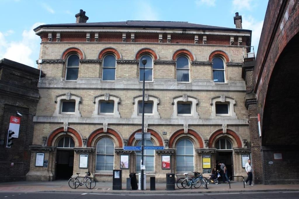 Exclusive 2Bedroom Flat in Battersea Sleeps 5