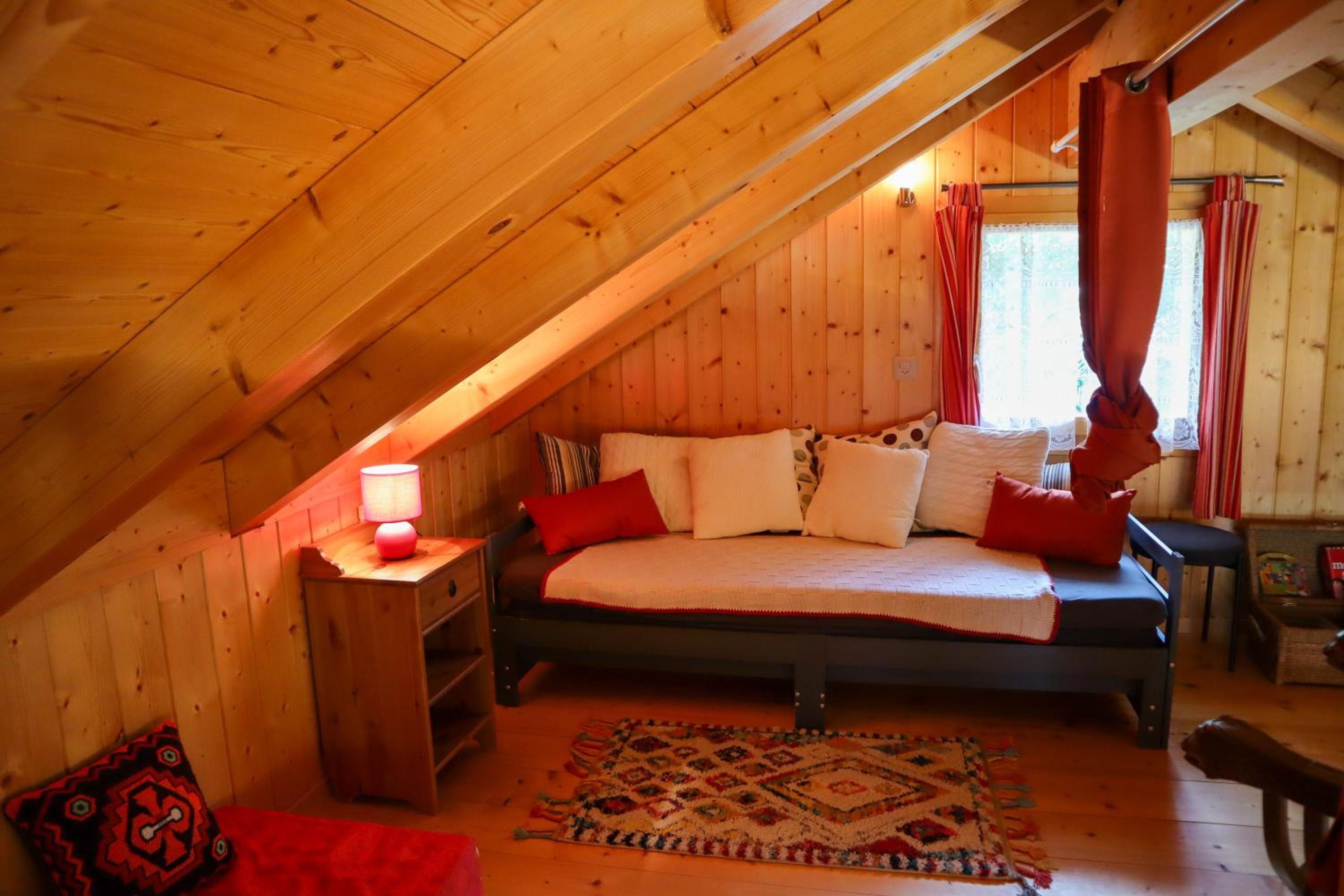 Charmante maisonnette avec vue sur les montagnes