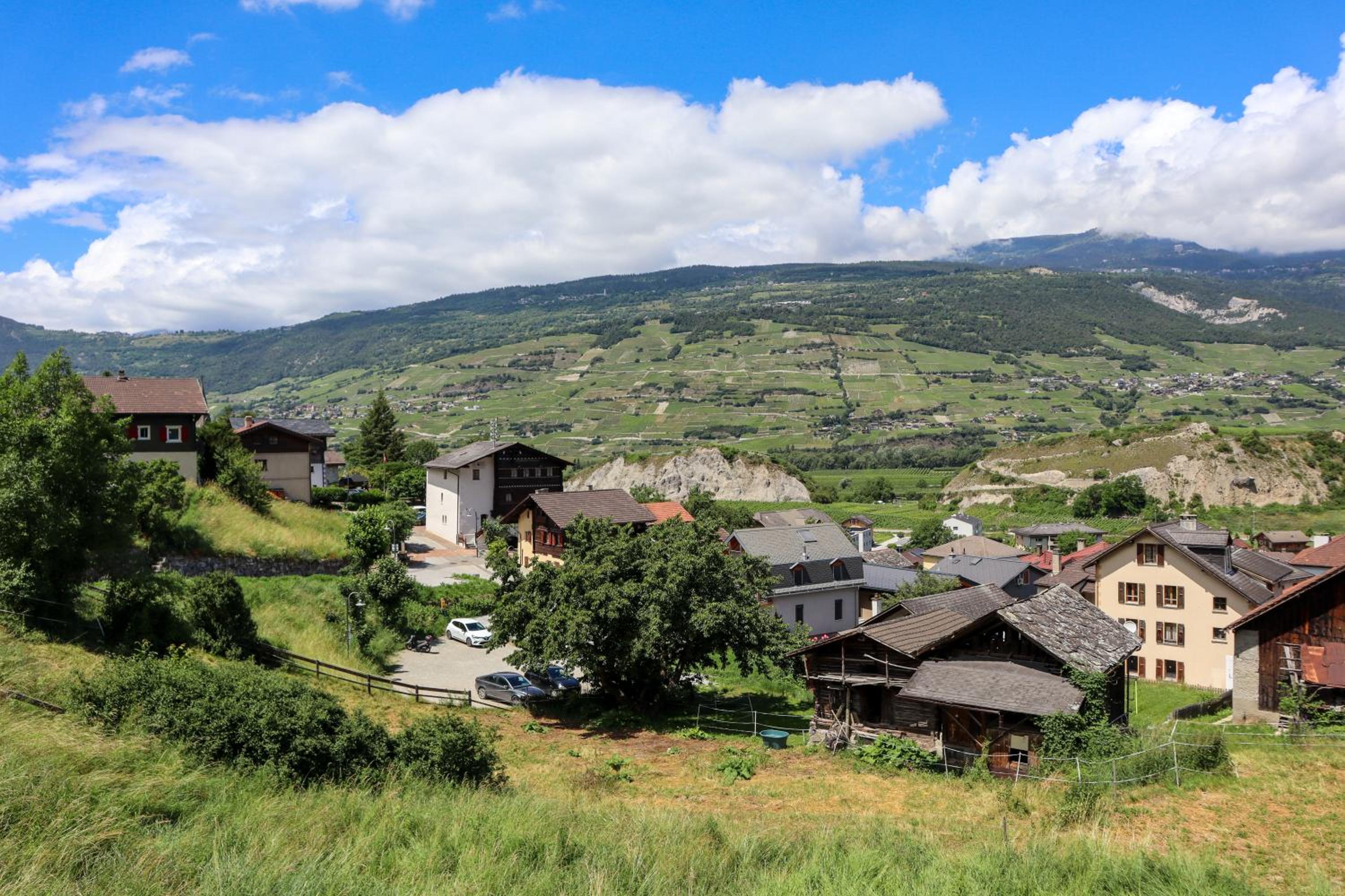 Charmante maisonnette avec vue sur les montagnes