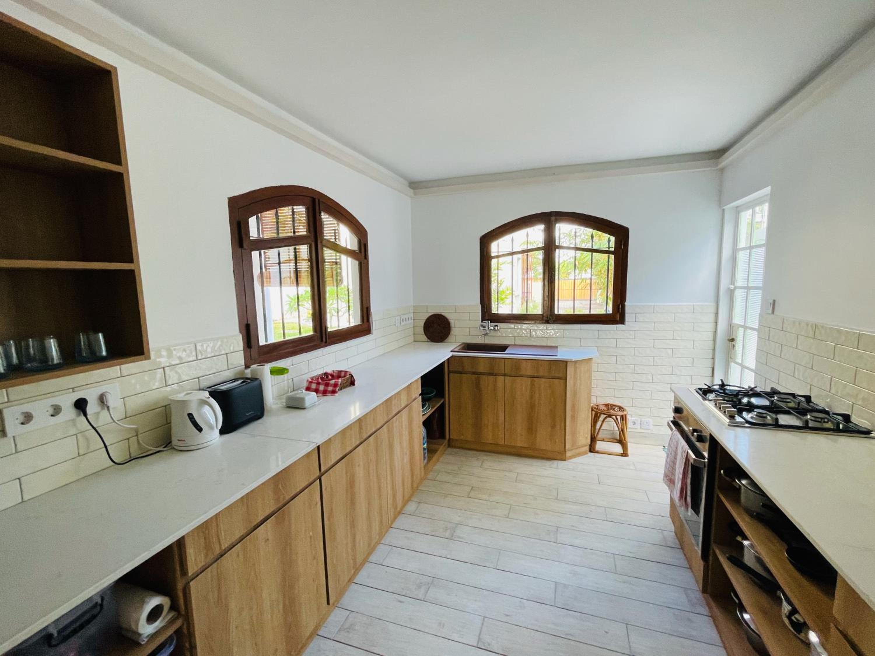 Beachfront Villa Miramar, photo 7