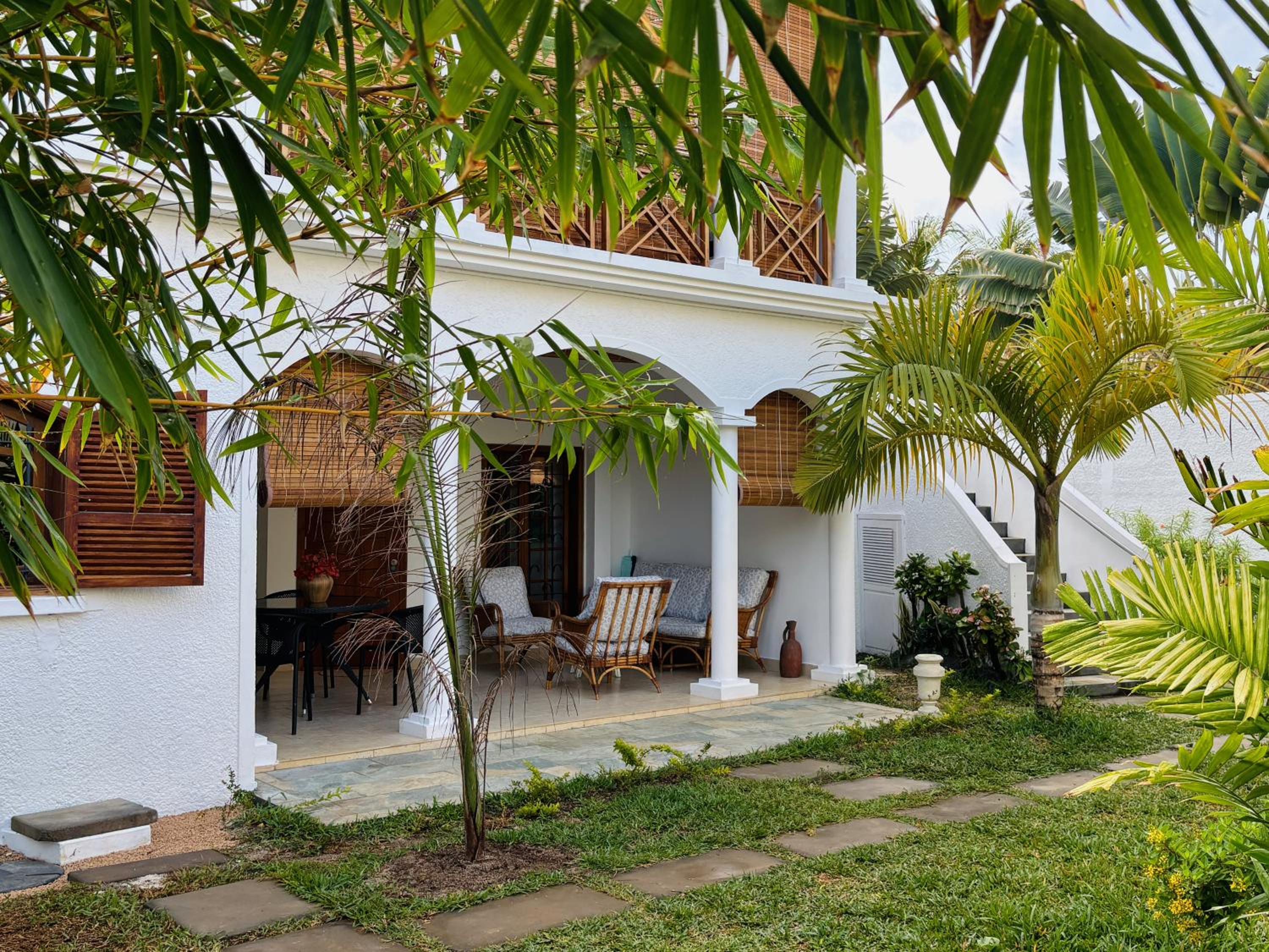 Beachfront Villa Miramar, photo 28