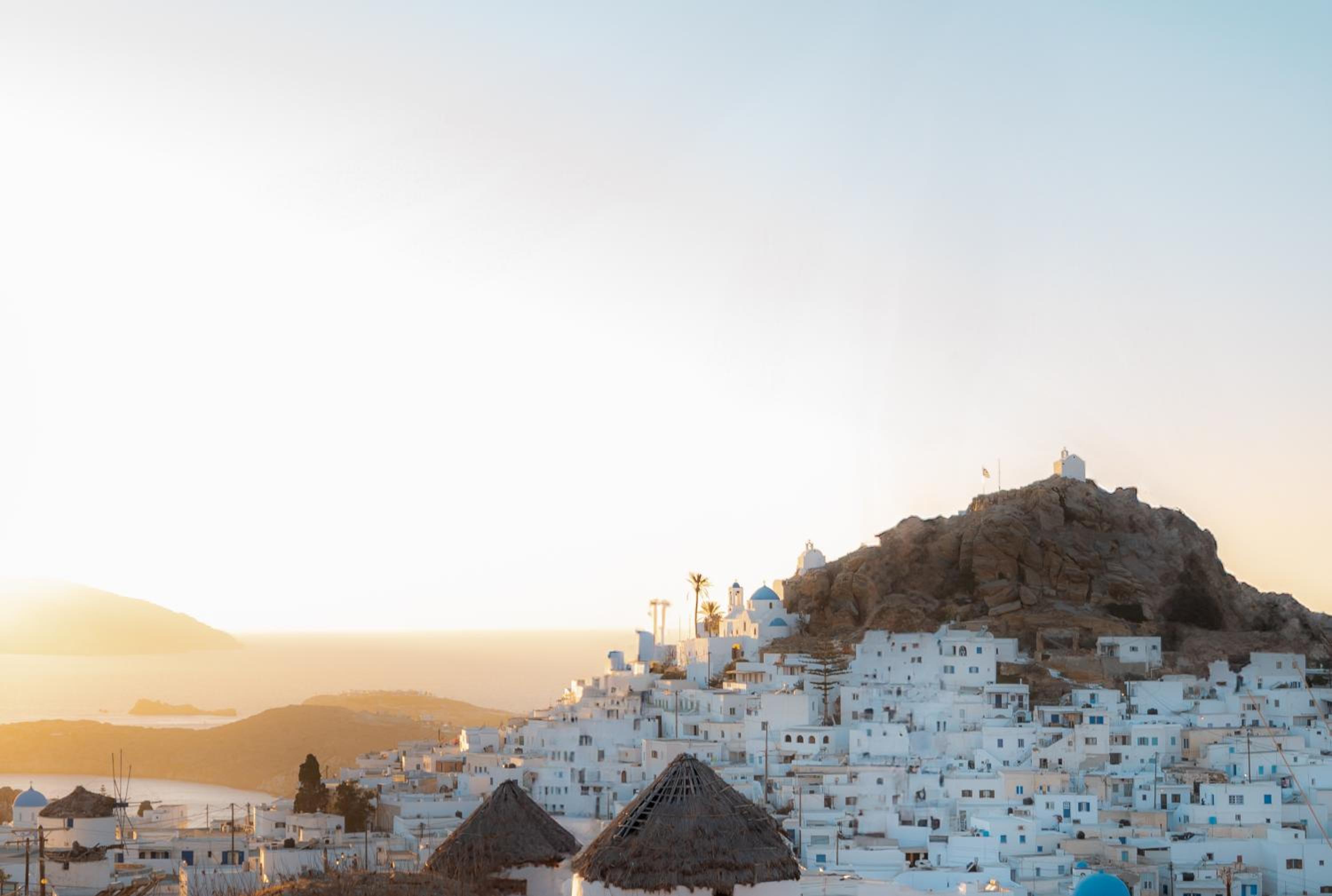 Cycladic home Aretinni view 2