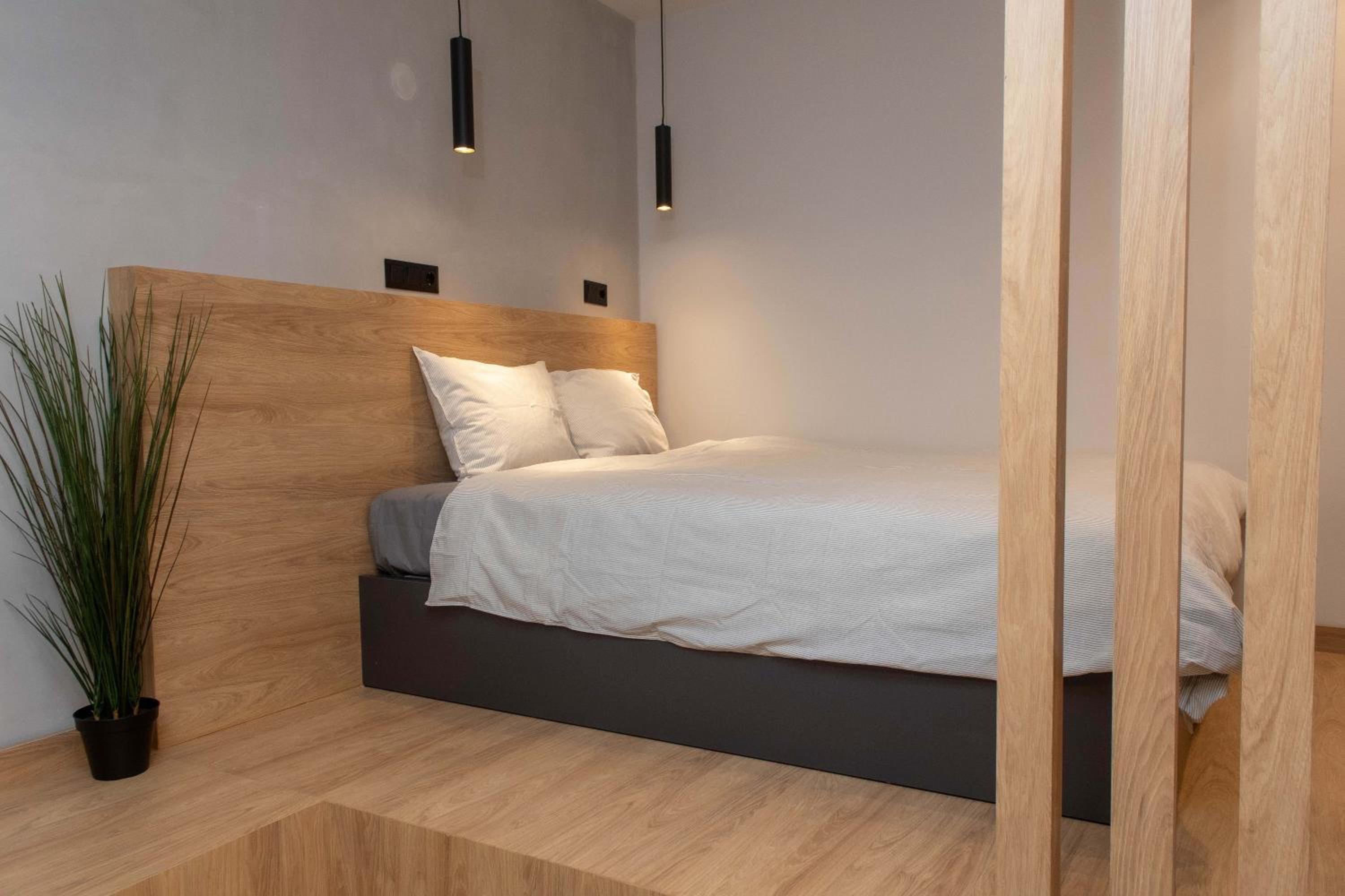 Central Deluxe Spacious Studio