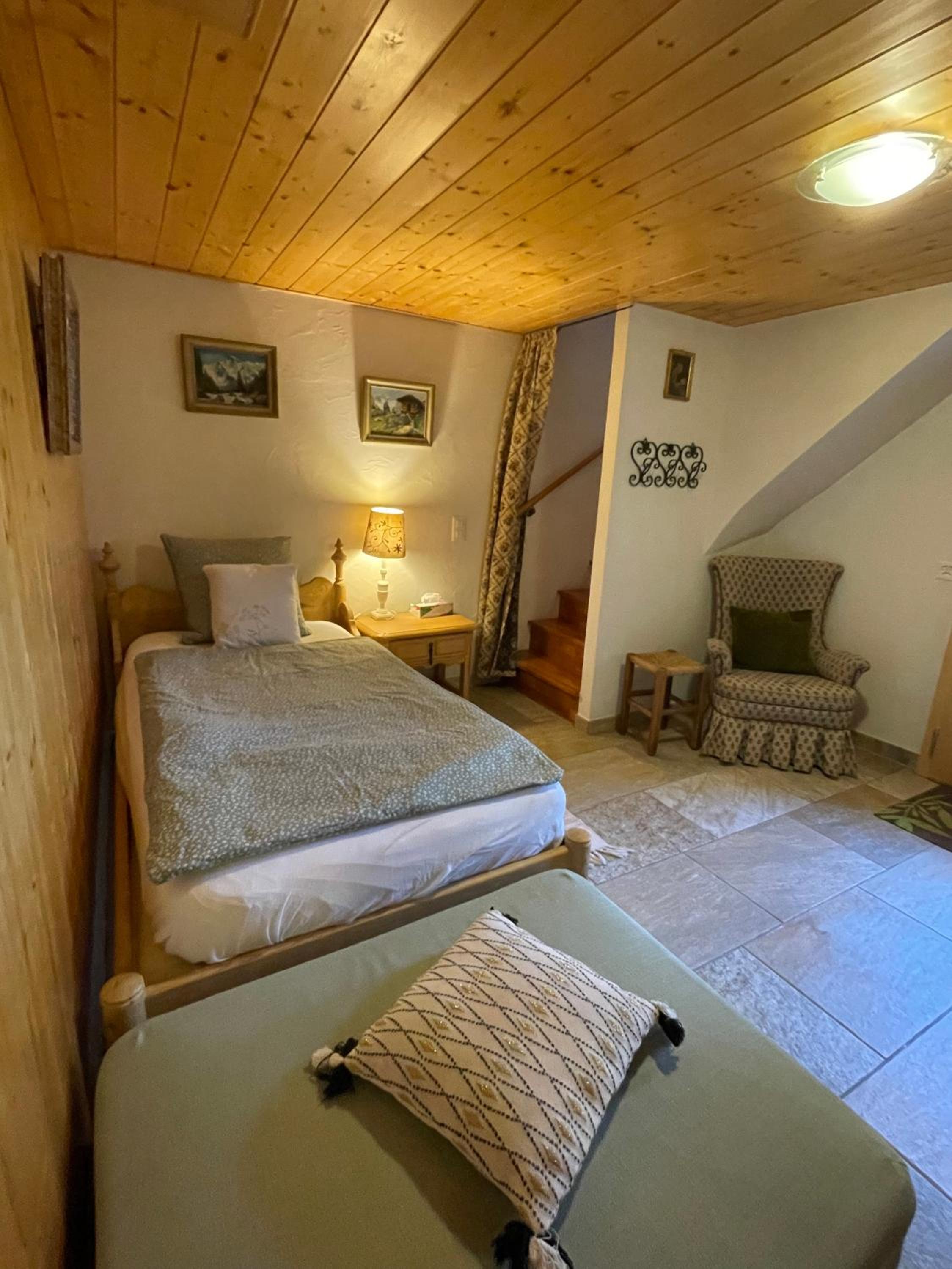 Charmante maisonnette avec vue sur les montagnes