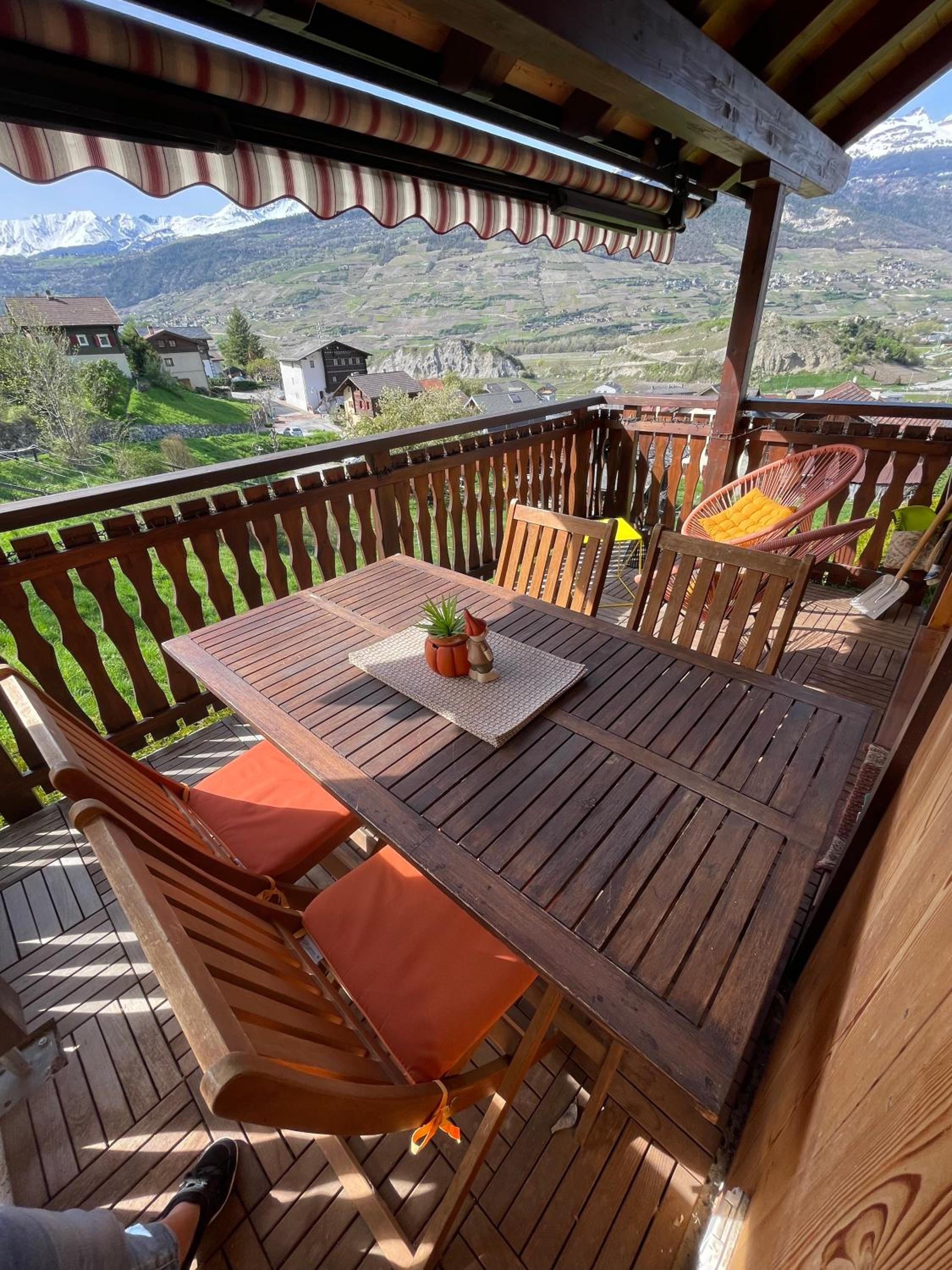 Charmante maisonnette avec vue sur les montagnes