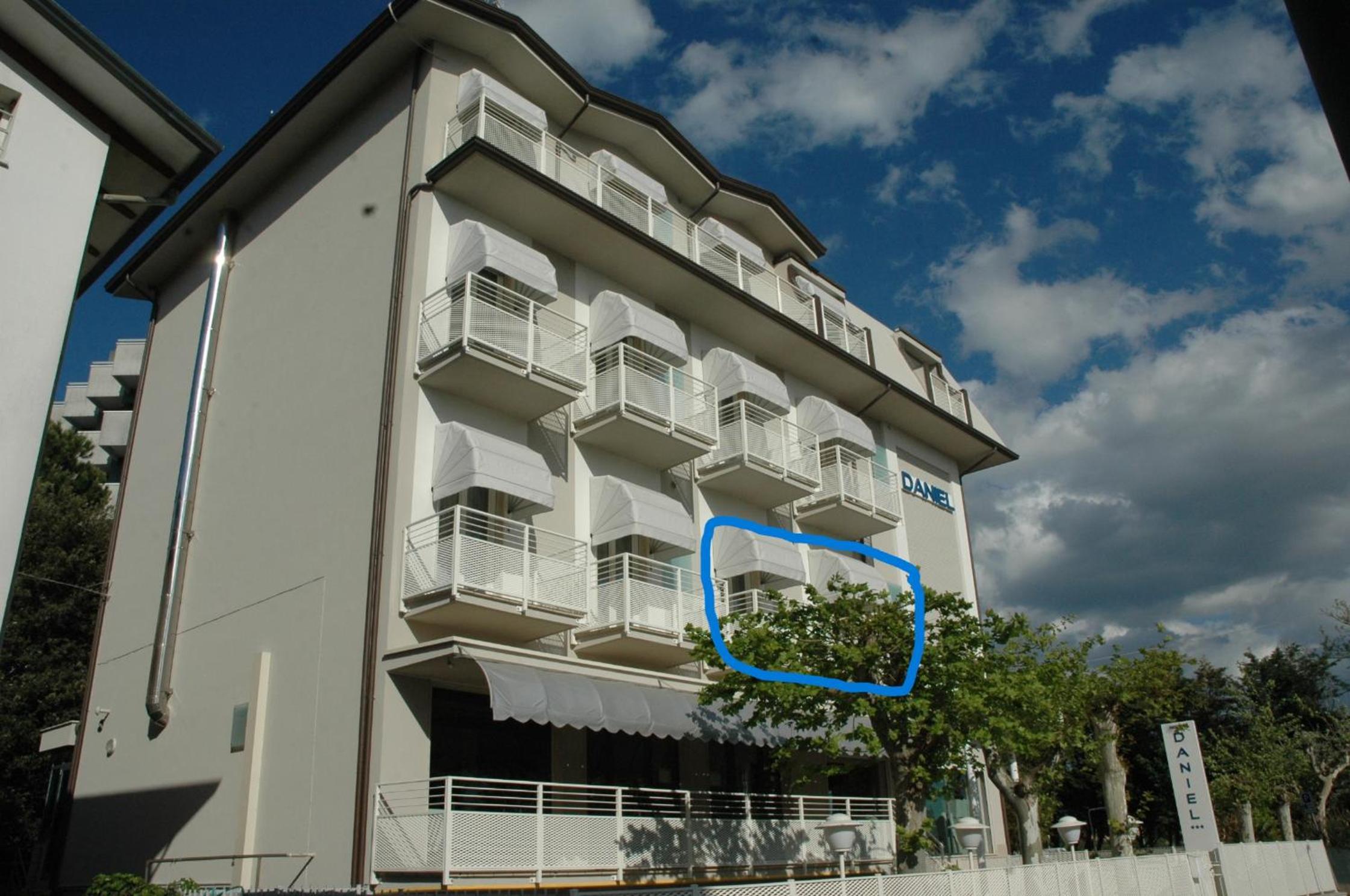 Daniel Apartments