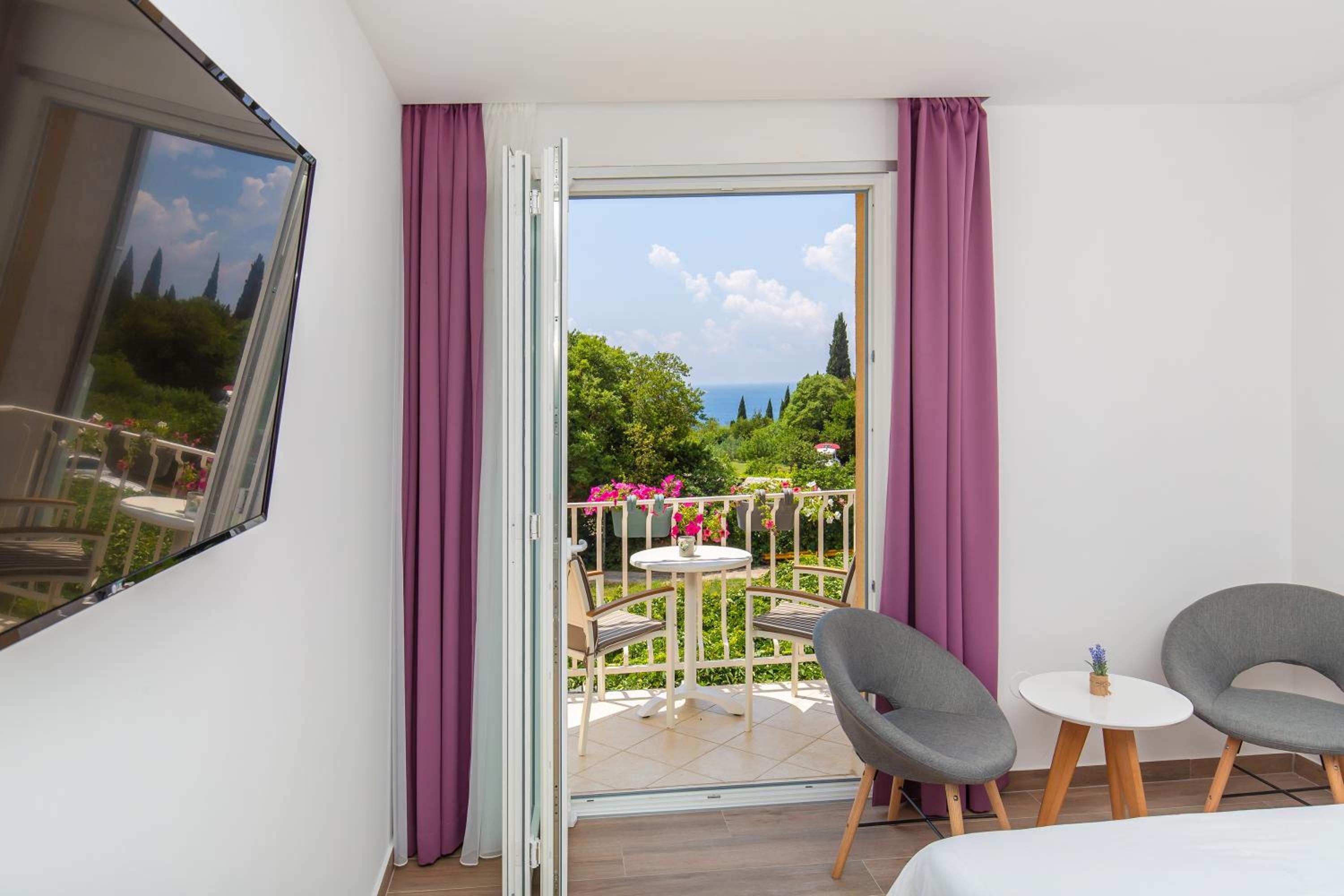 Flamingo Bed and Breakfast view 4