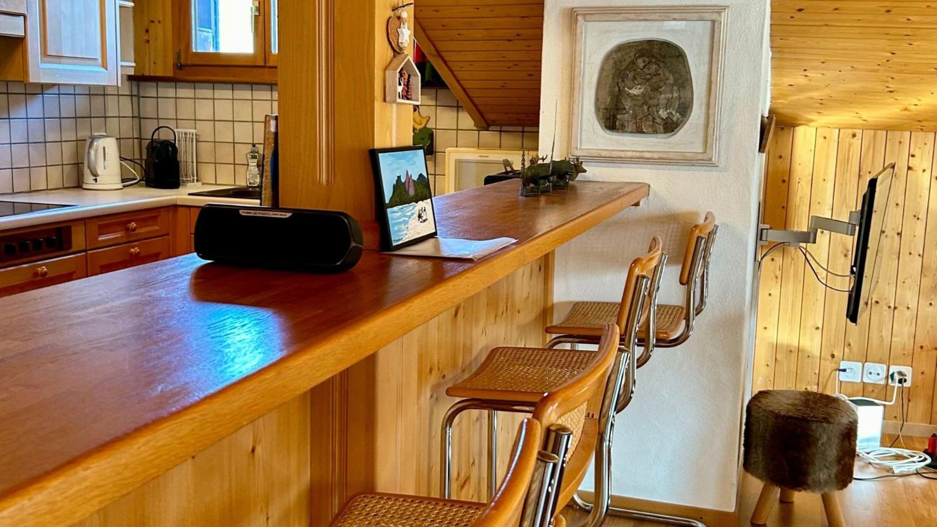 Gstaad - Cozy spacious Flat right in the village