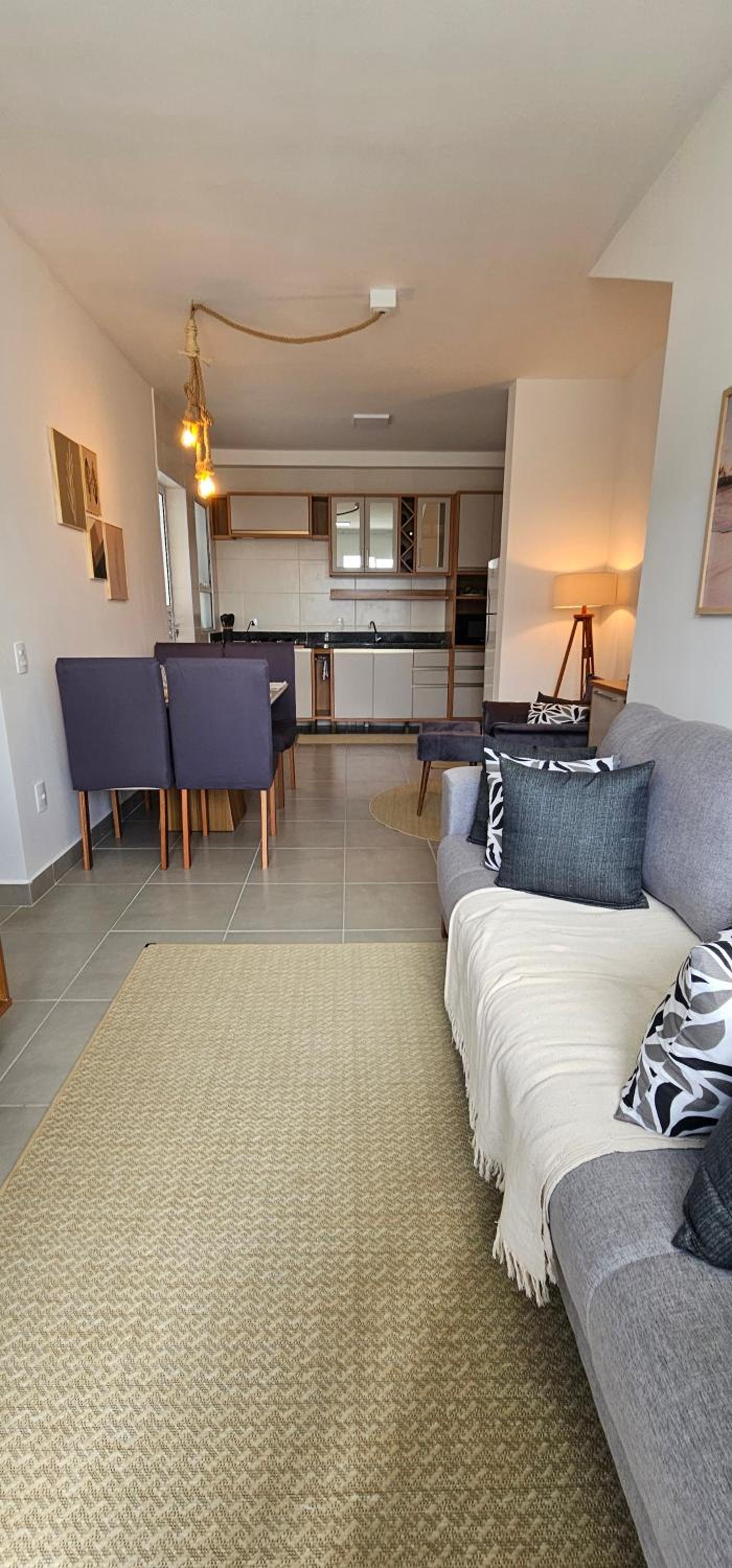 Apto em condominio com piscina
