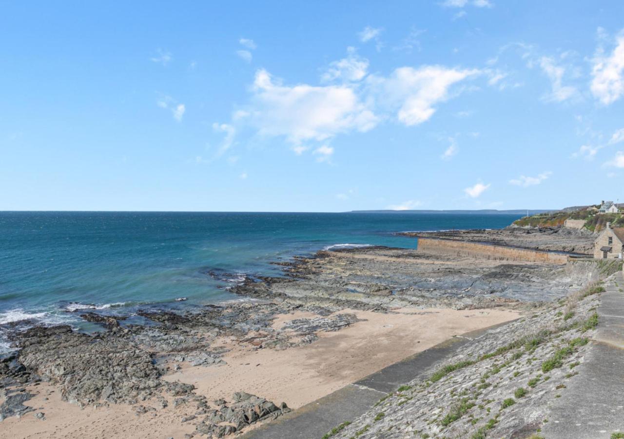 2 Bed in Porthleven oc-suffol
