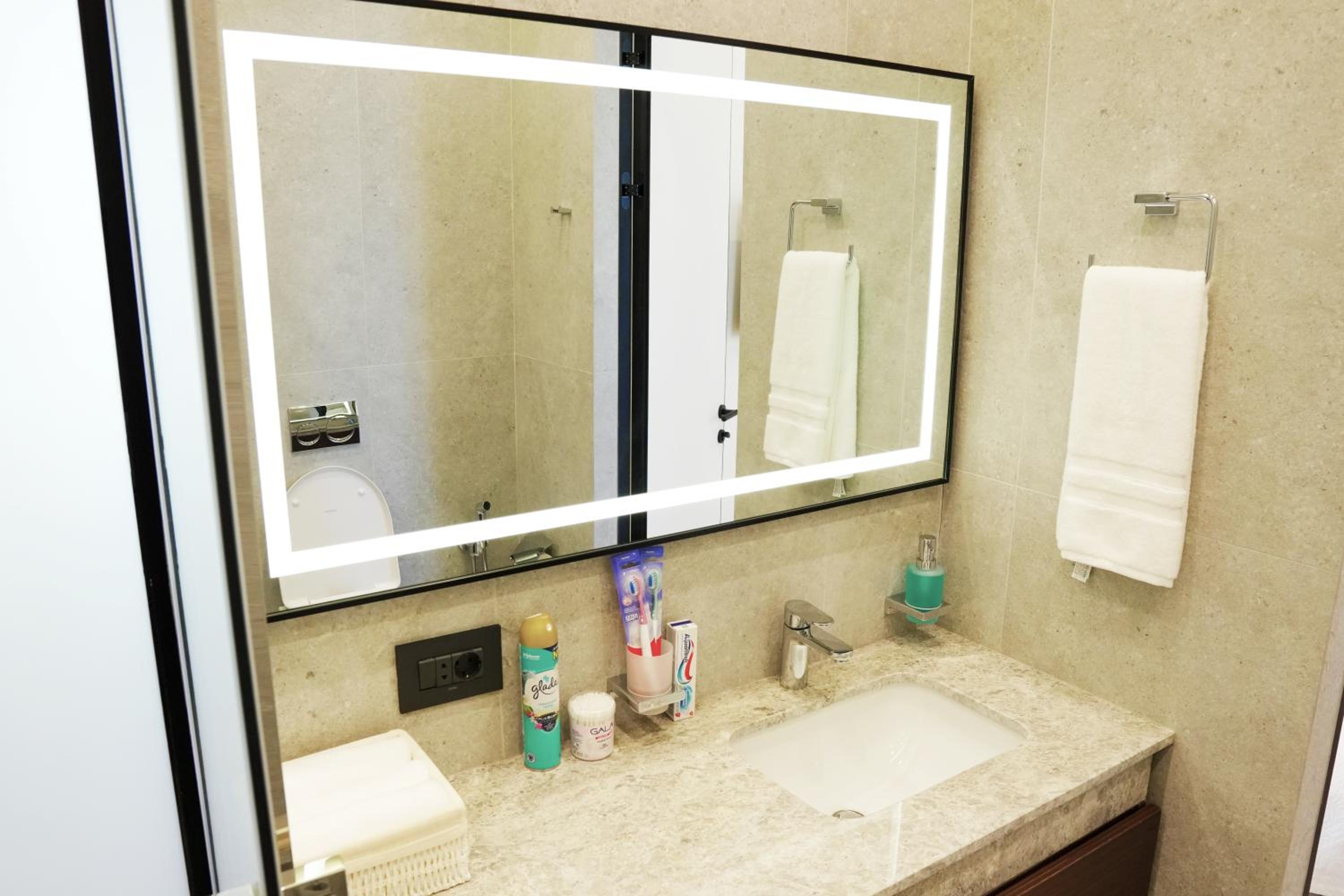 Luxury apartment in White City - Flame Room