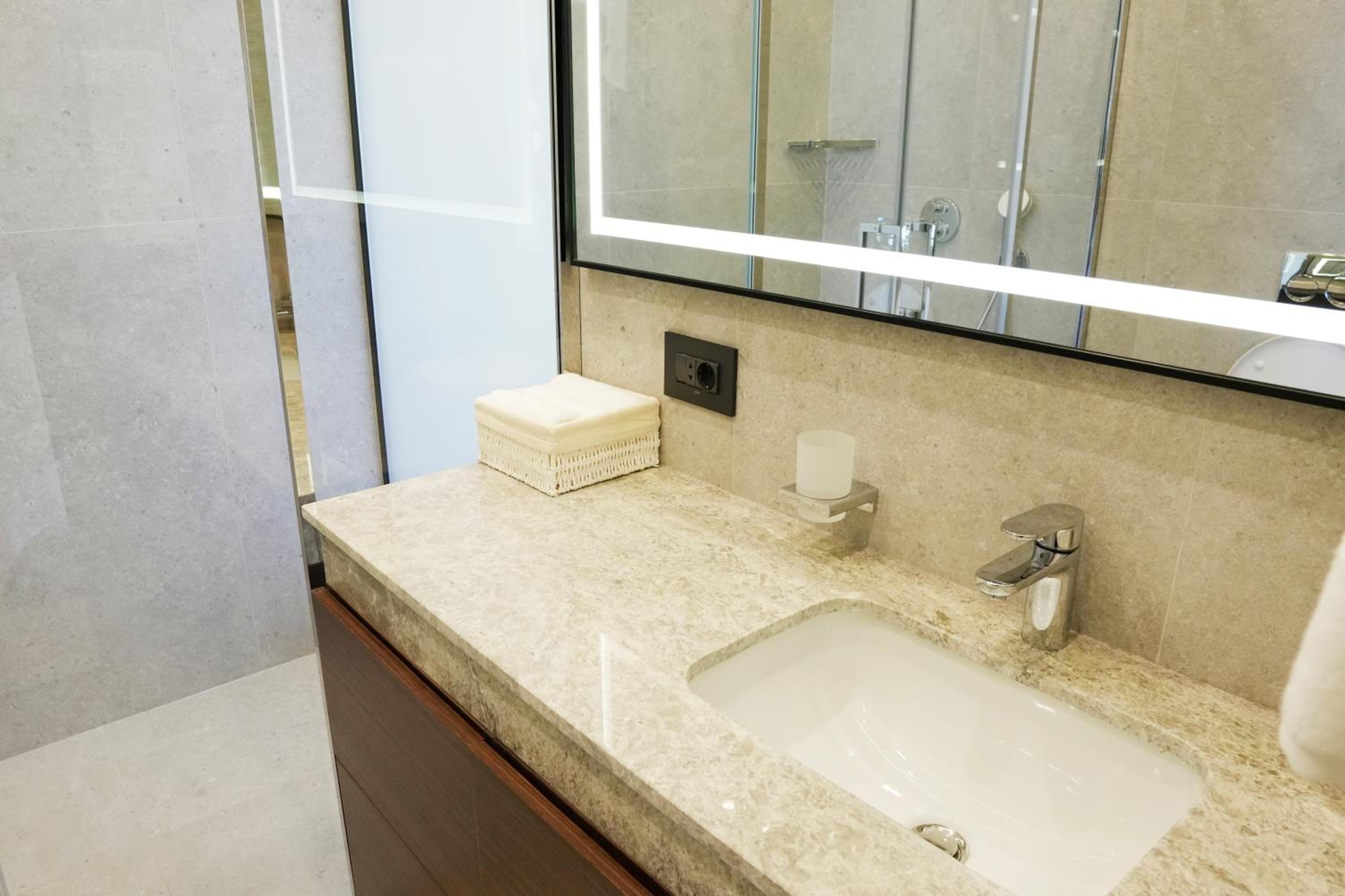 Luxury apartment in White City - Flame Room