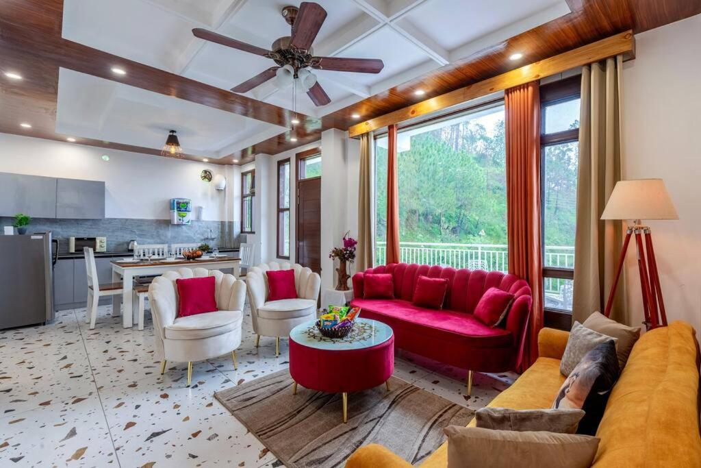lounge