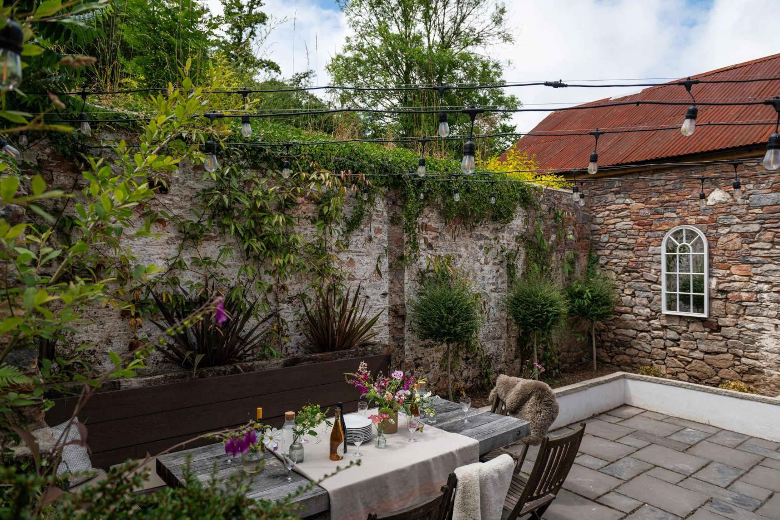 Vineyard House
