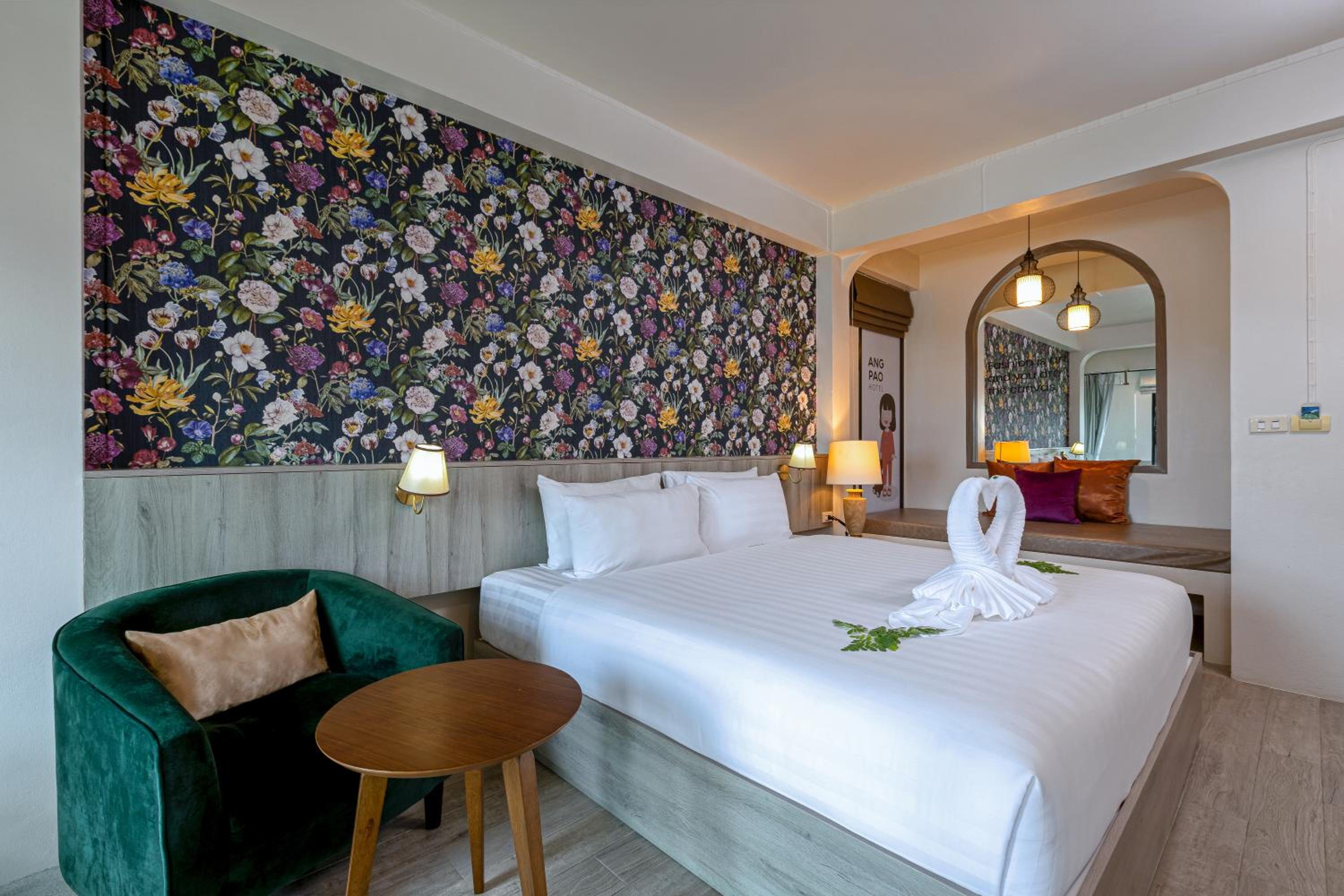 Ang Pao Hotel Phuket