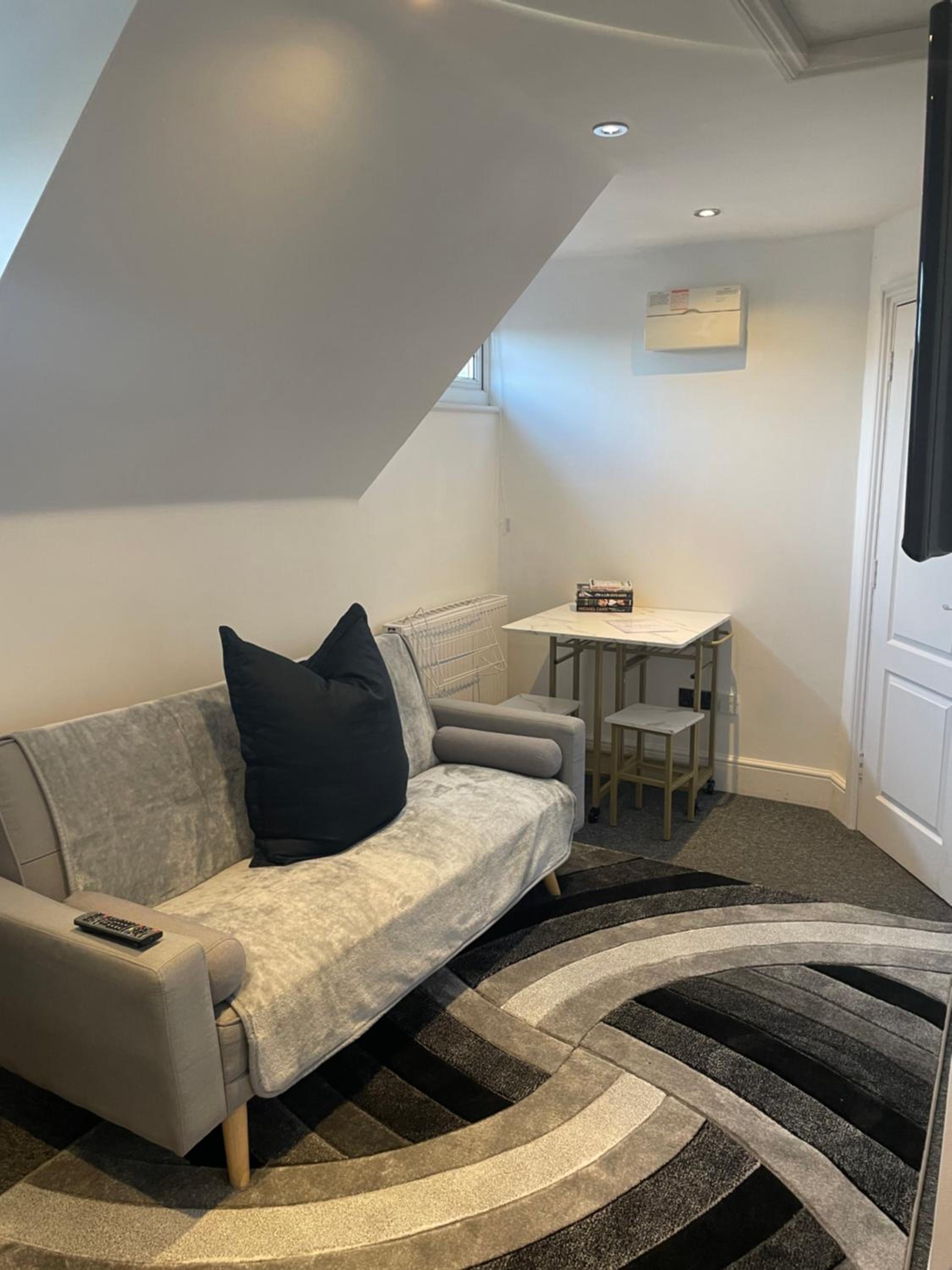 Meadow View flat 1 view 3