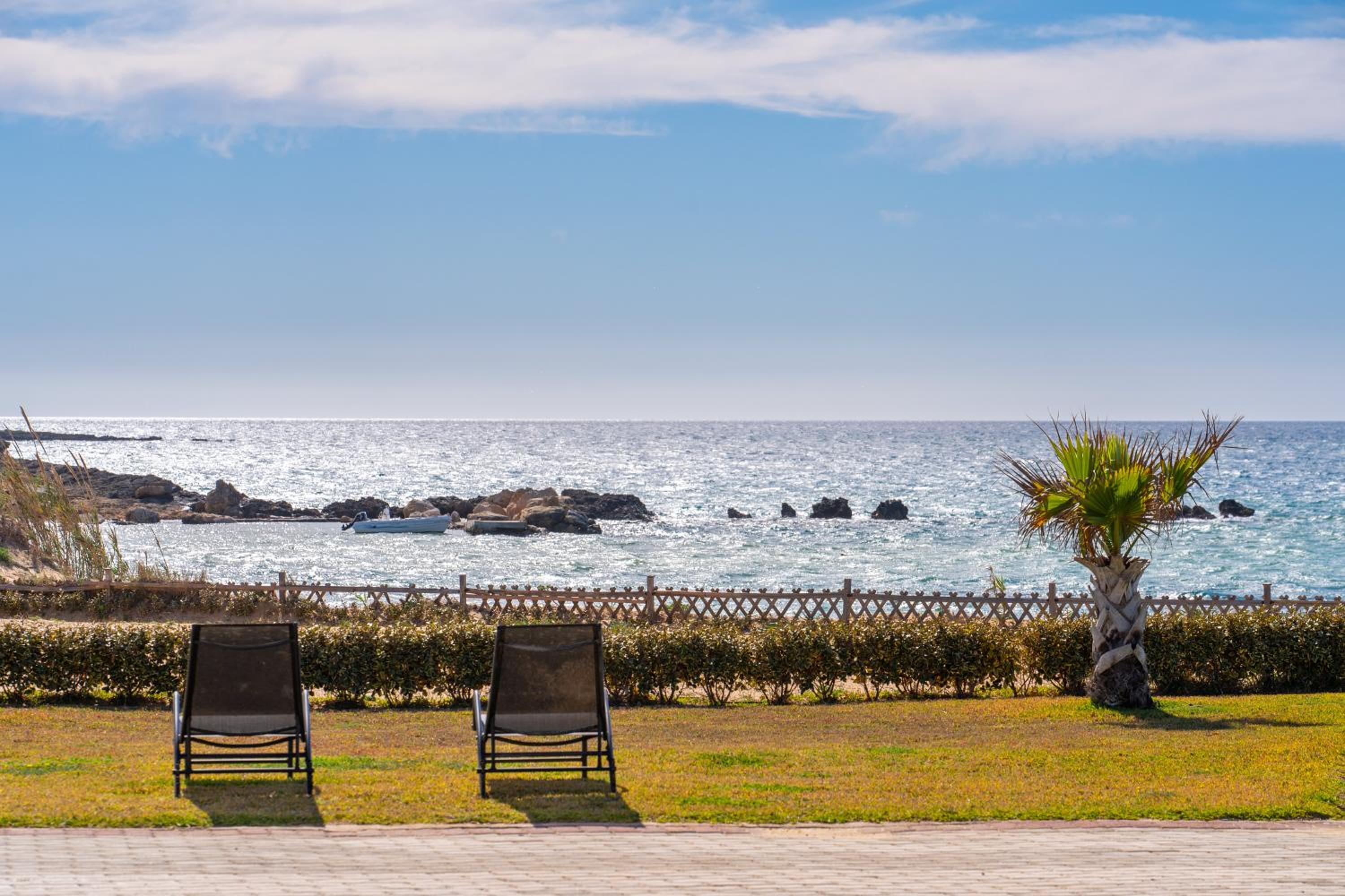 Sandoa Residence