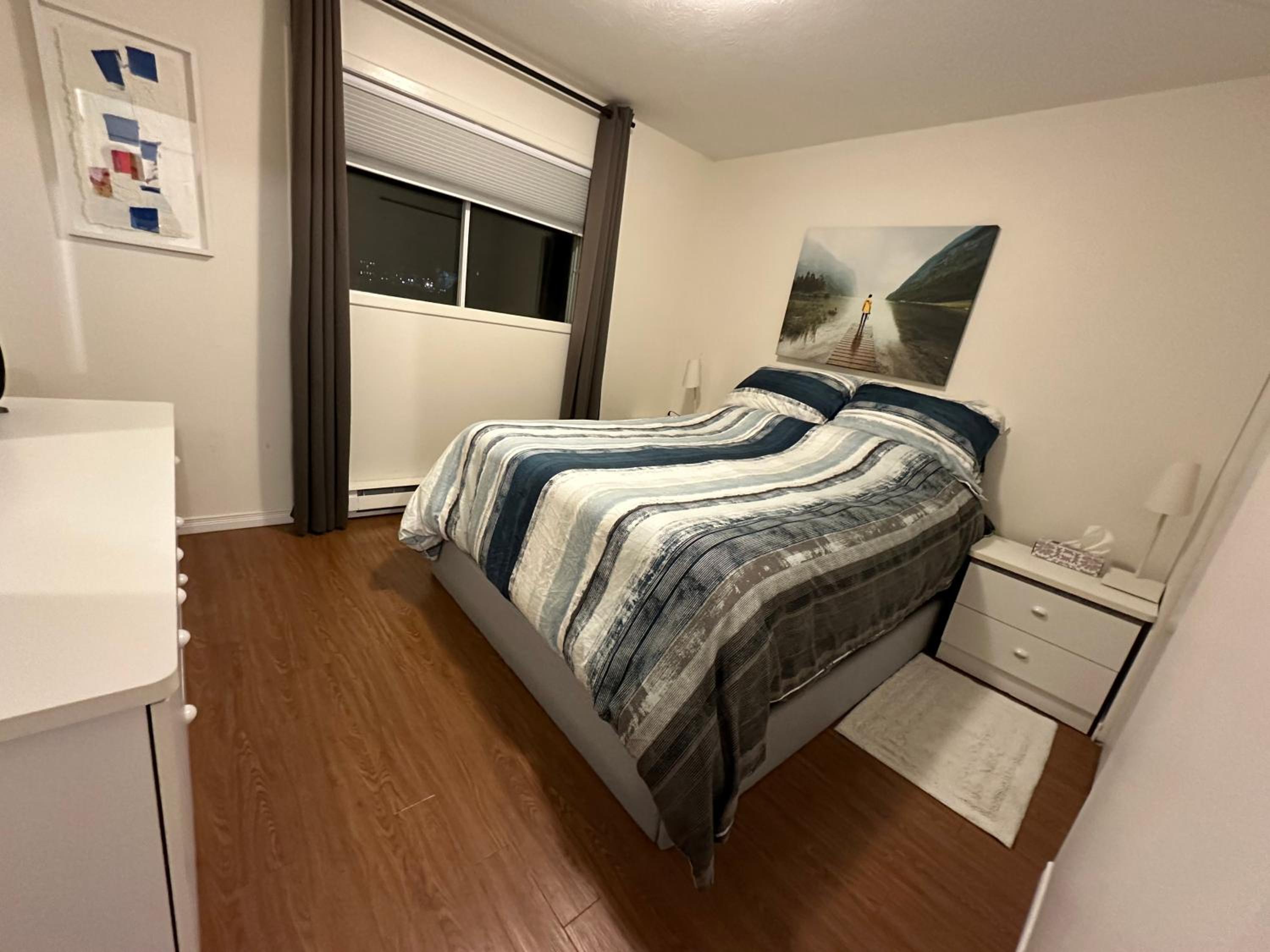 Quiet, comfortable great location 2 bedroom