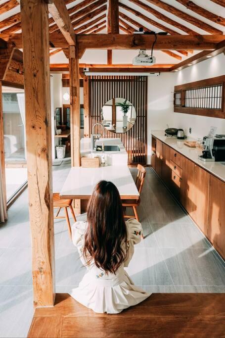 Hanok spa stay 소연정 view 4