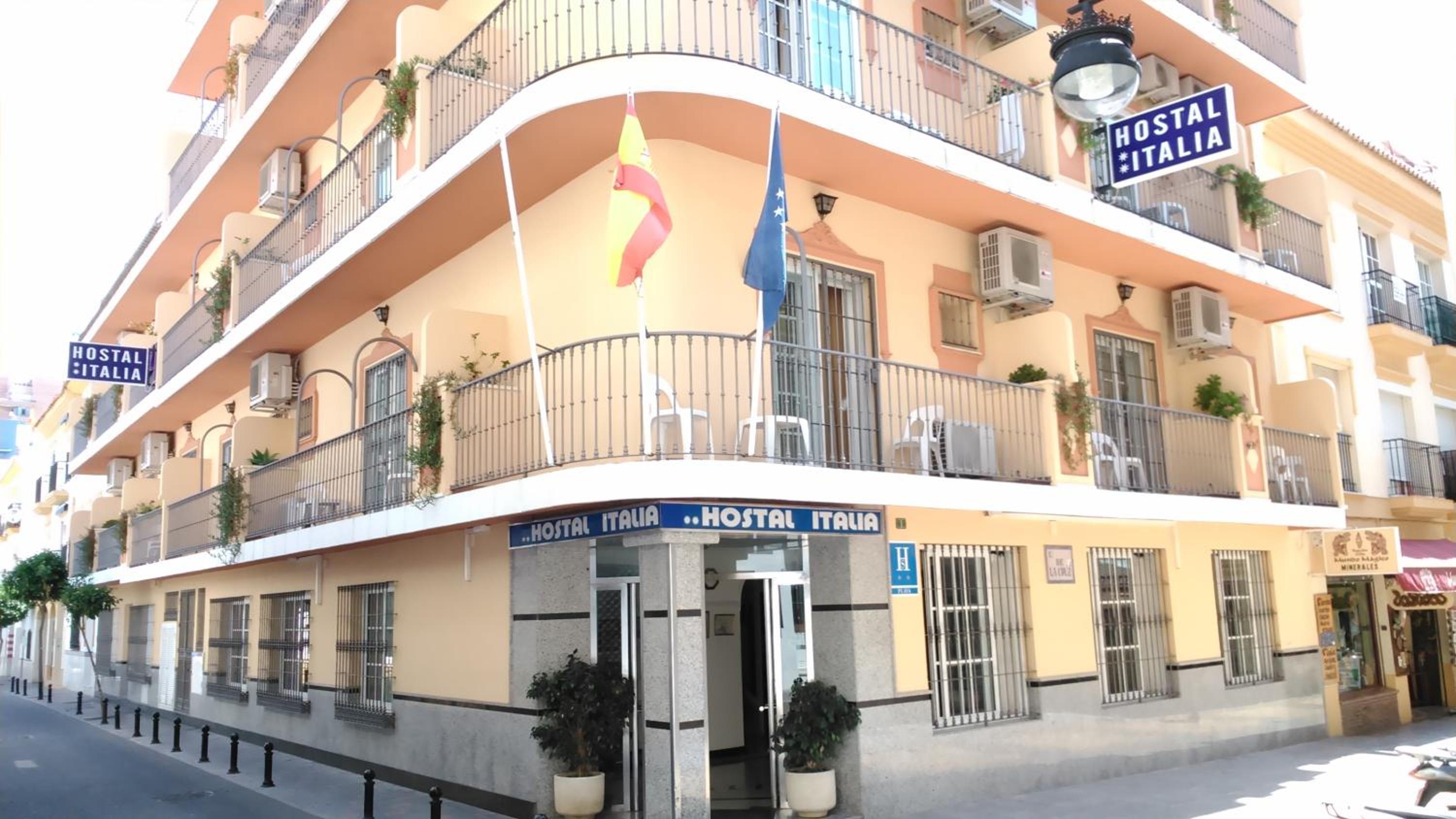 Hotel Hostal Italia - Image 1